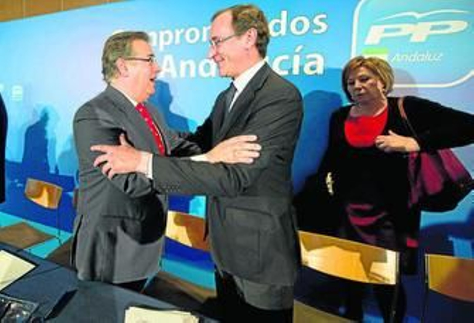 Juan Ignacio Zoido y Alfonso Alonso, ayer en la Interparlamentaria del PP-A en Córdoba.