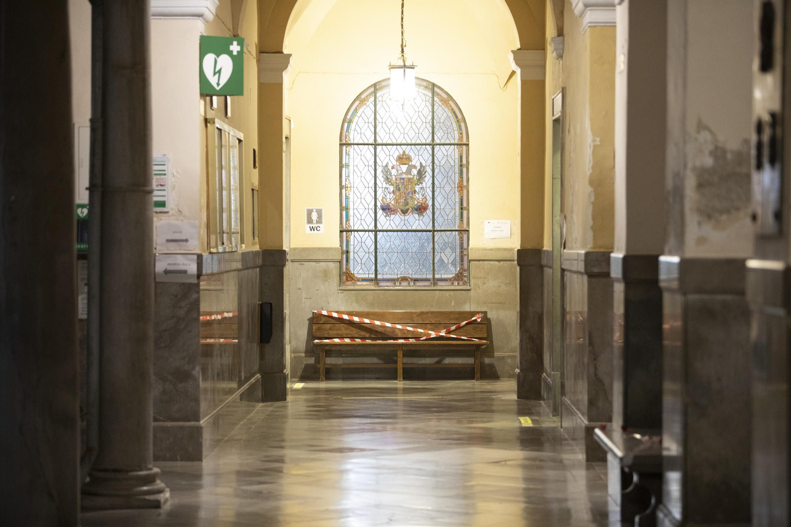 La Universidad de Granada podría volver a las clases presenciales si la capital pasa al nivel 2 de alerta