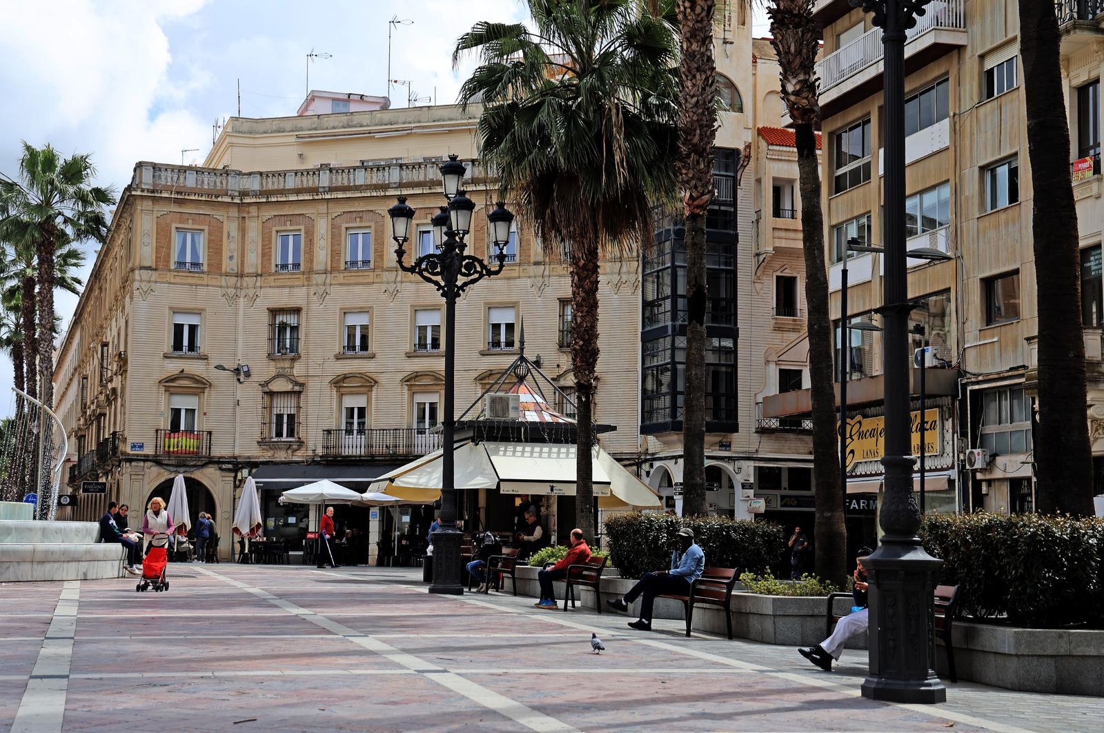 Imágenes del jueves 20 de marzo en Huelva