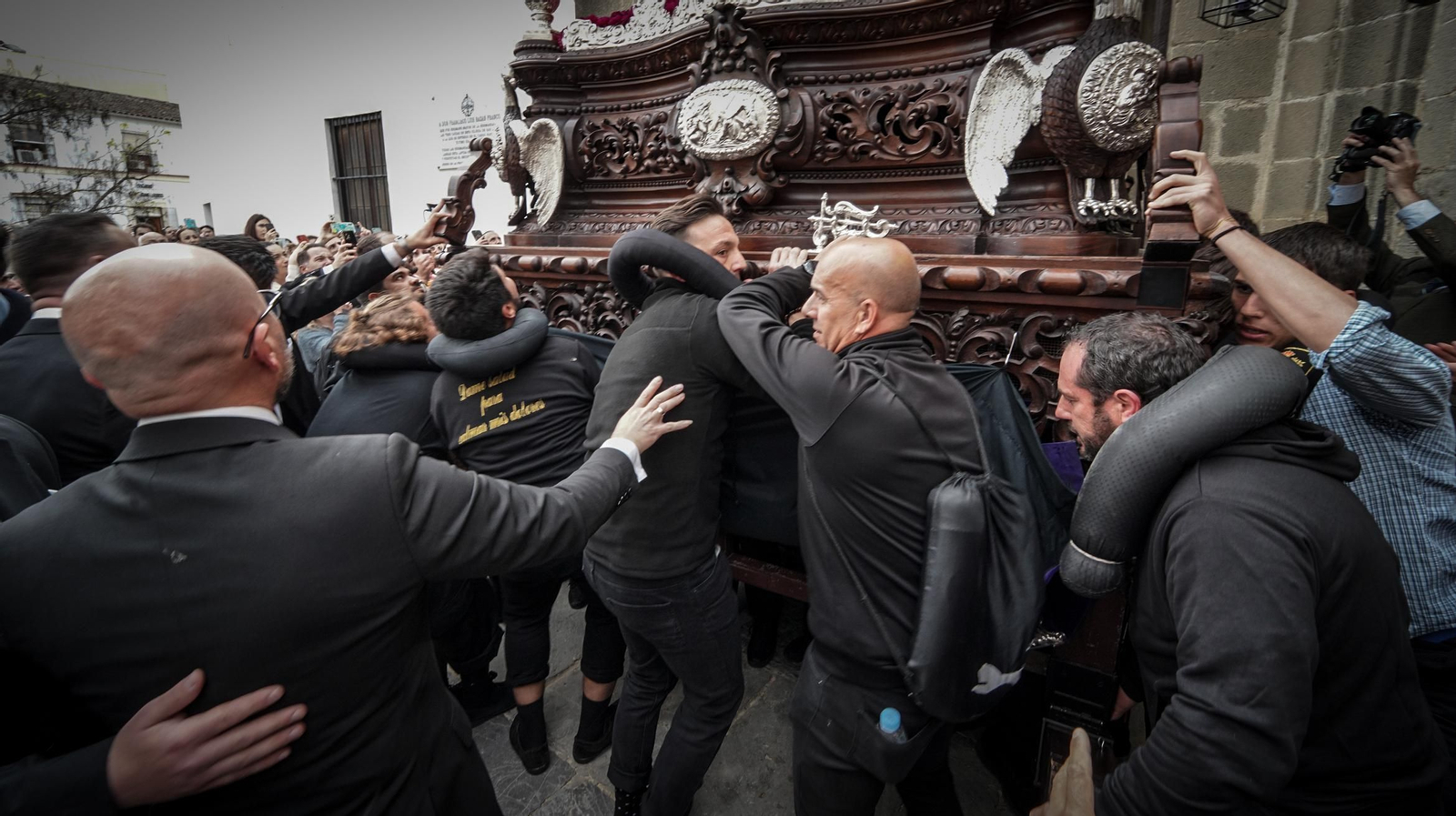 La Hermandad de la Tres Caídas en imágenes