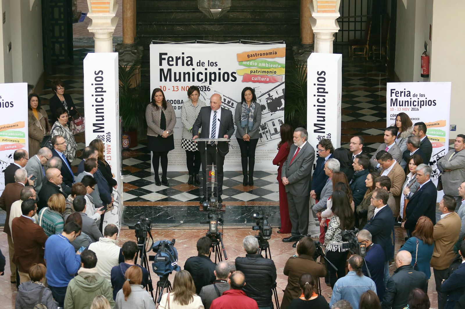 Inauguración de la Feria de los Municipios, en noviembre de 2016.