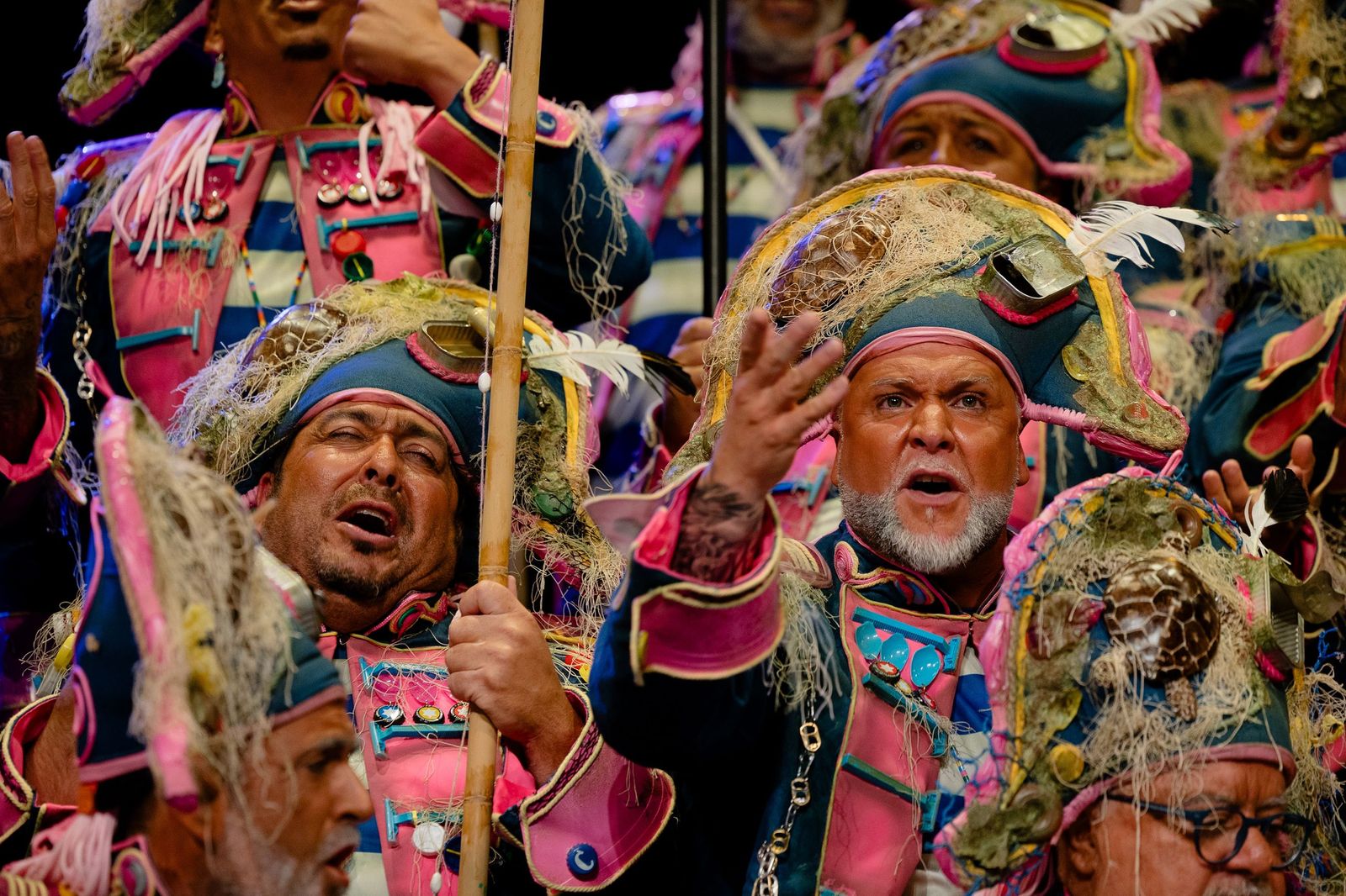 Búscate entre las mejores imágenes de la sexta sesión de cuartos de final del COAC 2026