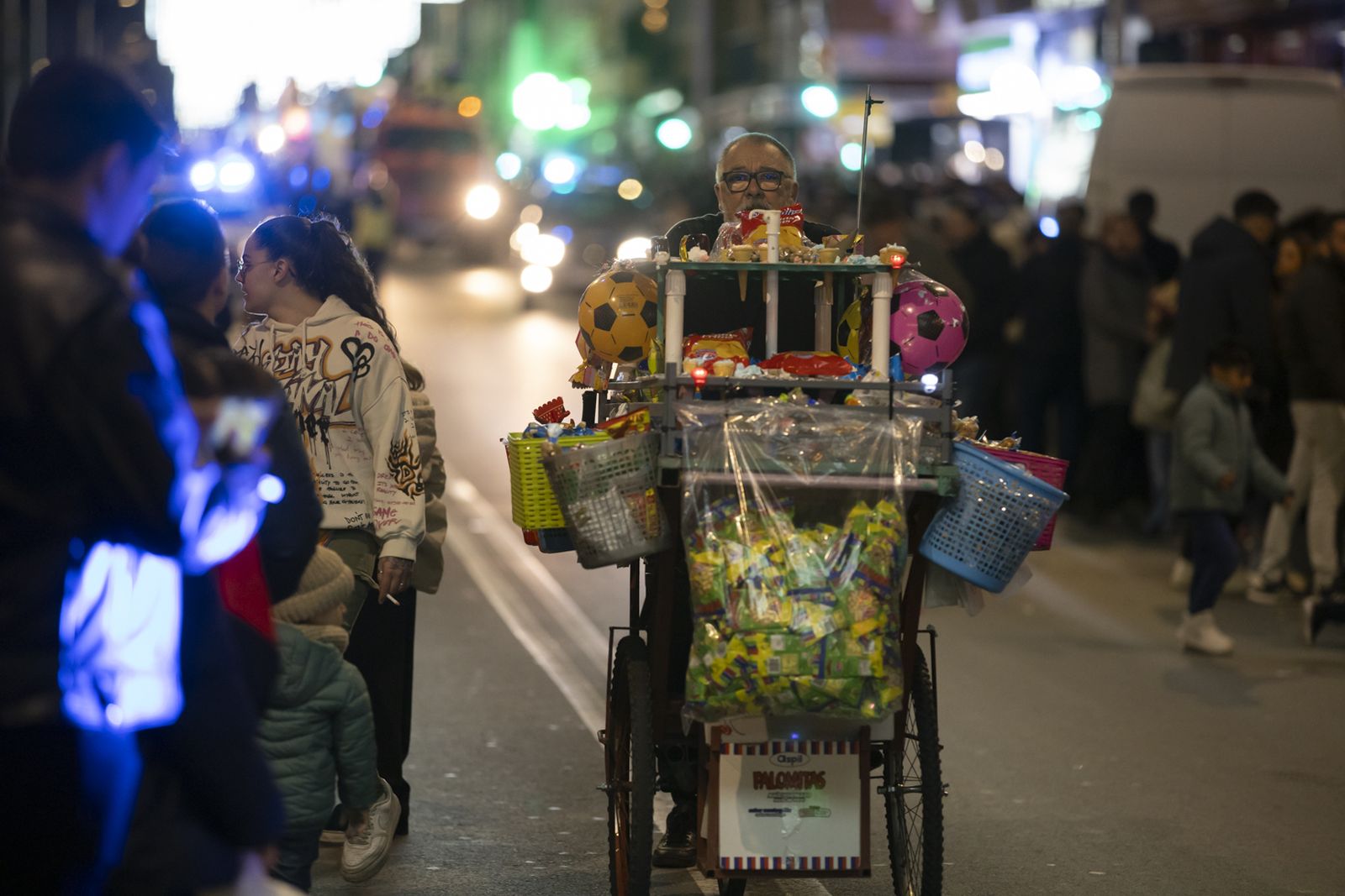 Imágenes de las Cabalgatas de los Reyes Magos de Huelva 2024