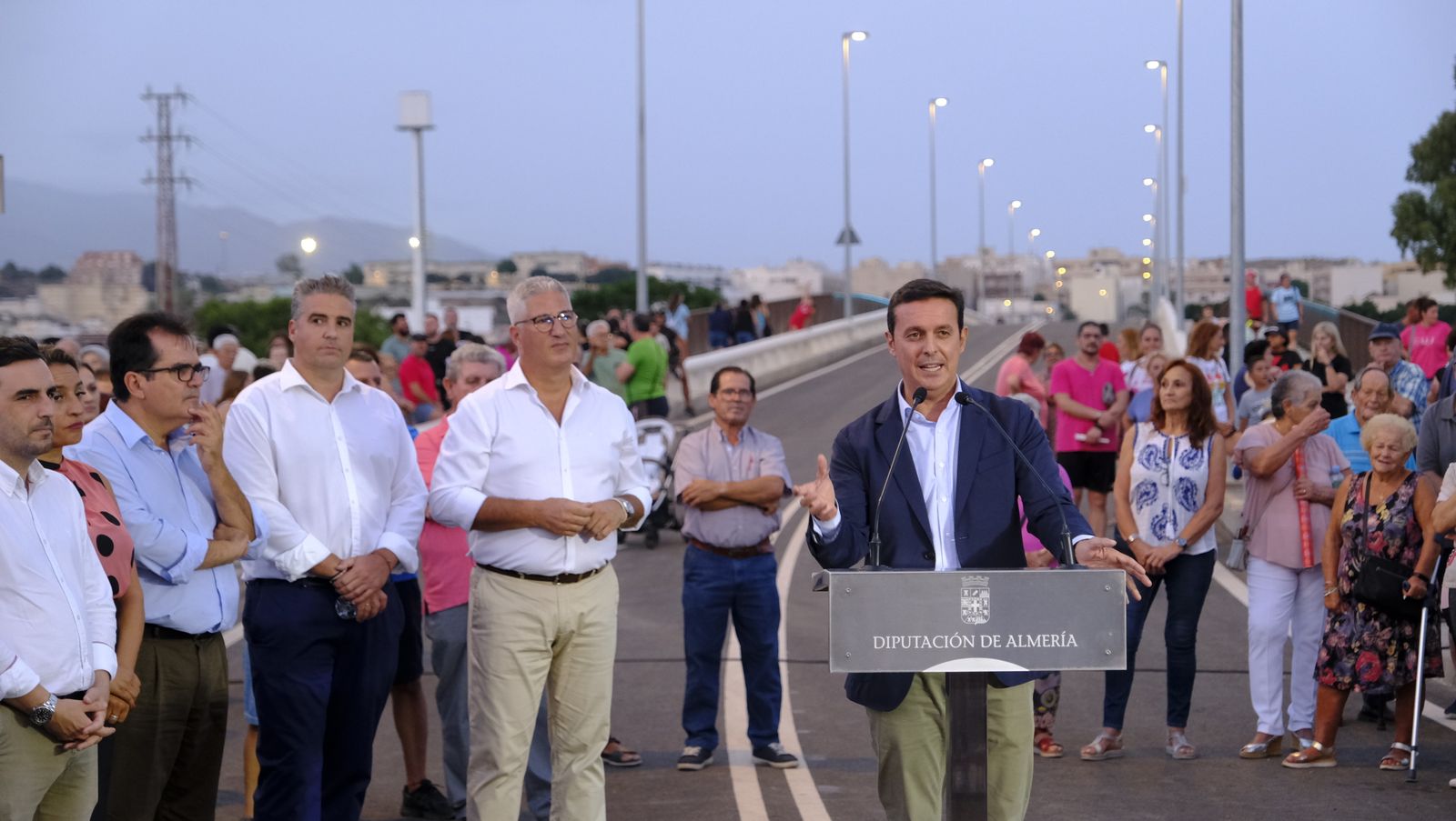 Imágenes de la inauguración del puente que une Huércal de Almería y Viator