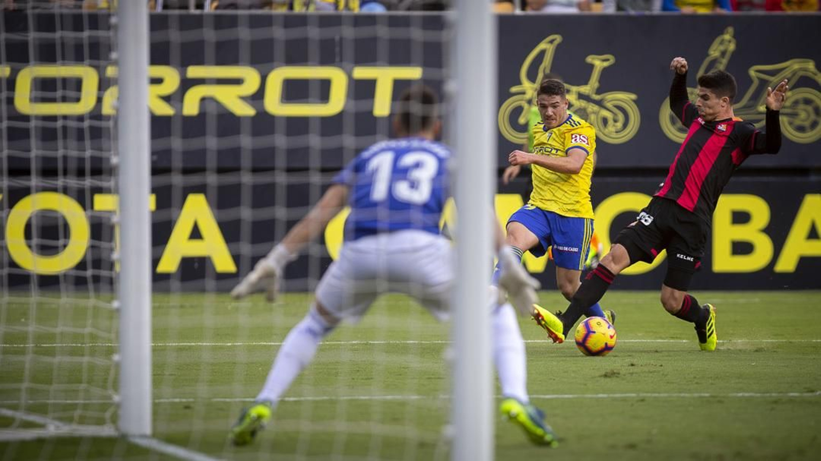 Imágenes del partido Cádiz-Reus