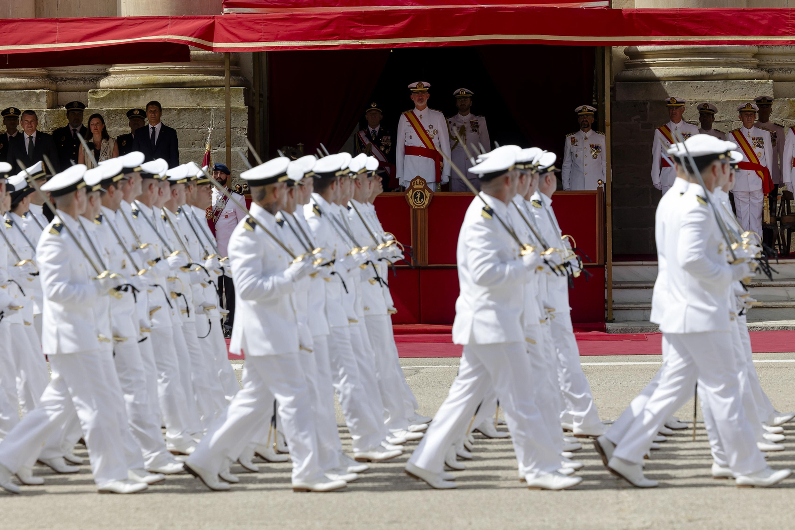 Imágenes de la entrega de los Reales Despachos presidida por  El Rey Felipe VI en San Fernando.