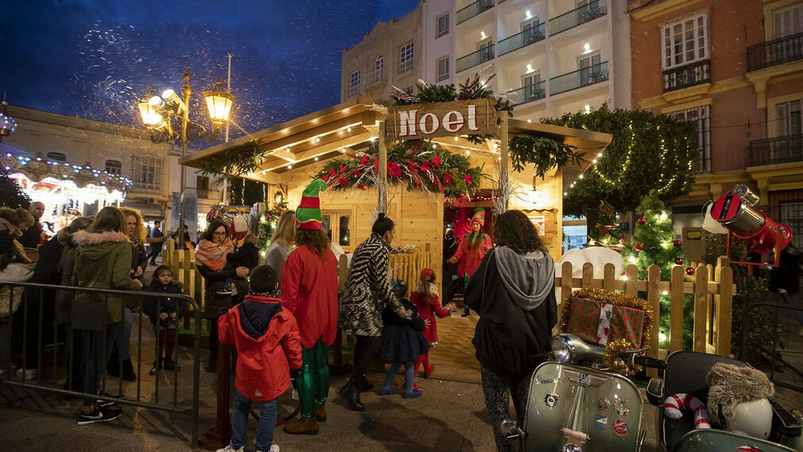 Exterior de la casa de Papa Noel en San Fernando.
