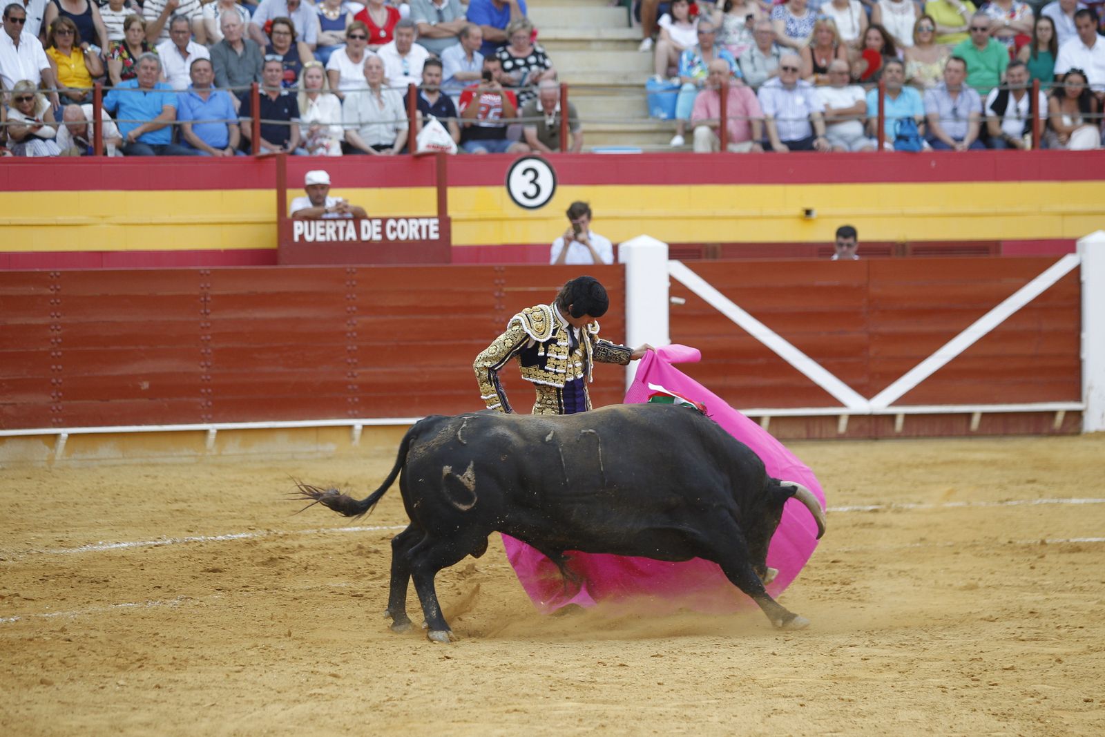 Fotogalería corrida de toros Roquetas de Mar. El Fandi, Castella, Cayetano.