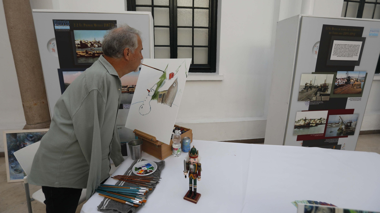 Las fotos del taller de pintura del artista Krzysztof Kosowski