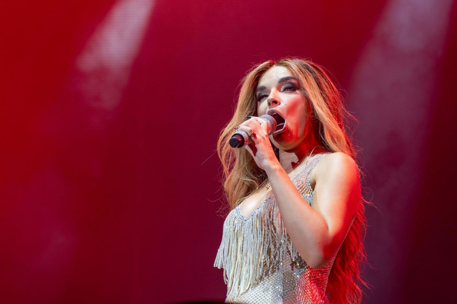 Colombinas 2025: Imágenes del concierto de Melody en las Fiestas Colombinas