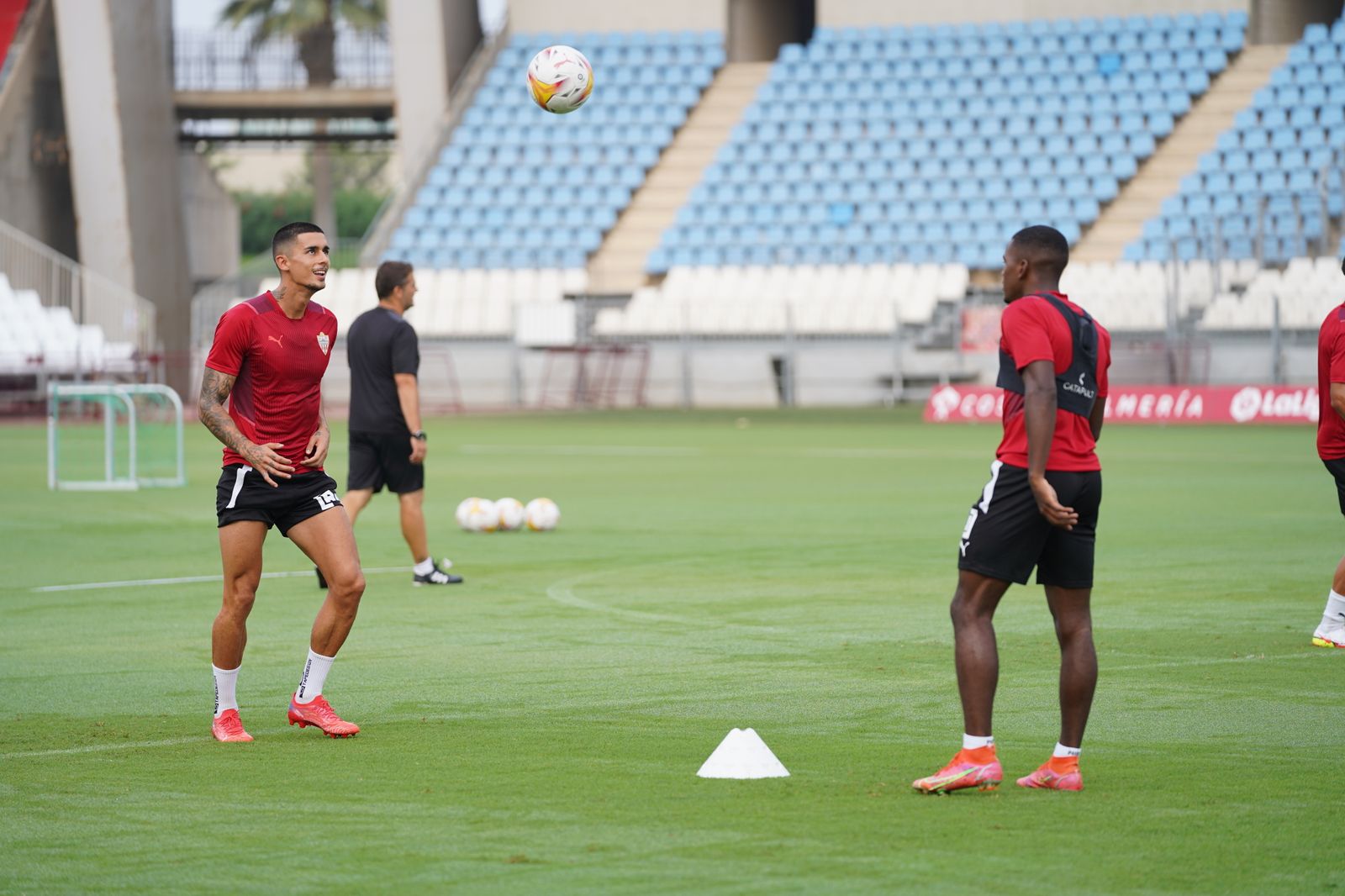 Fotogalería del entrenamiento del Almería, sábado 14