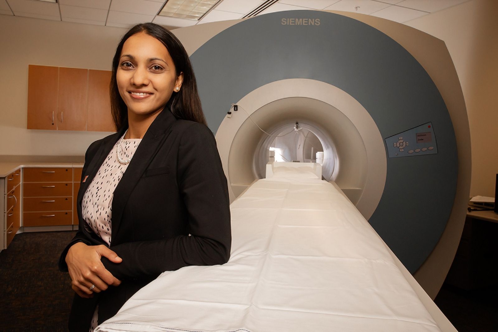 Neha Gothe, profesora de Kinesiología y salud comunitaria de la Universidad de Illinois, Estados Unidos.