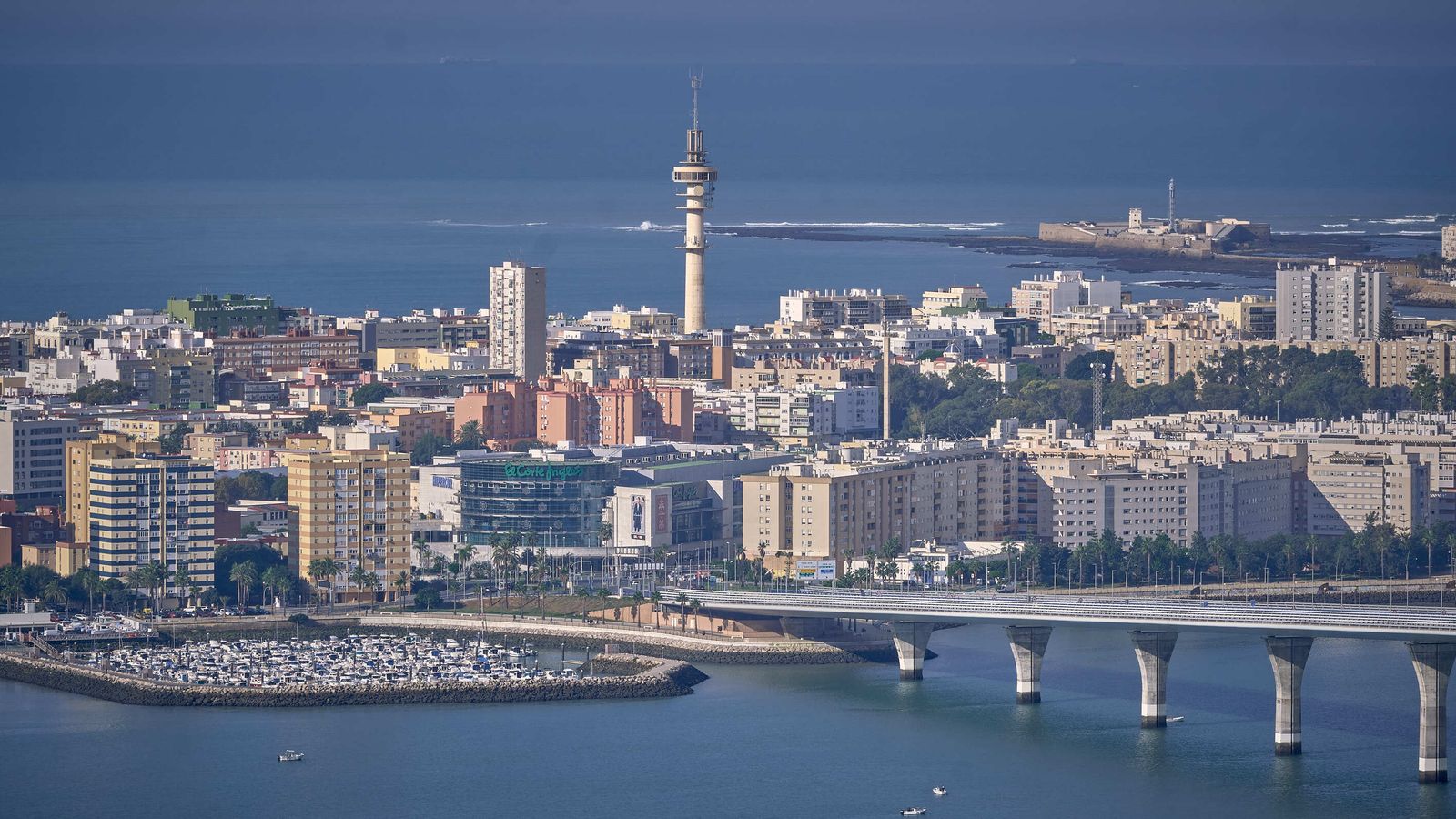 Vista desde la torre de Endesa en Puerto Real.