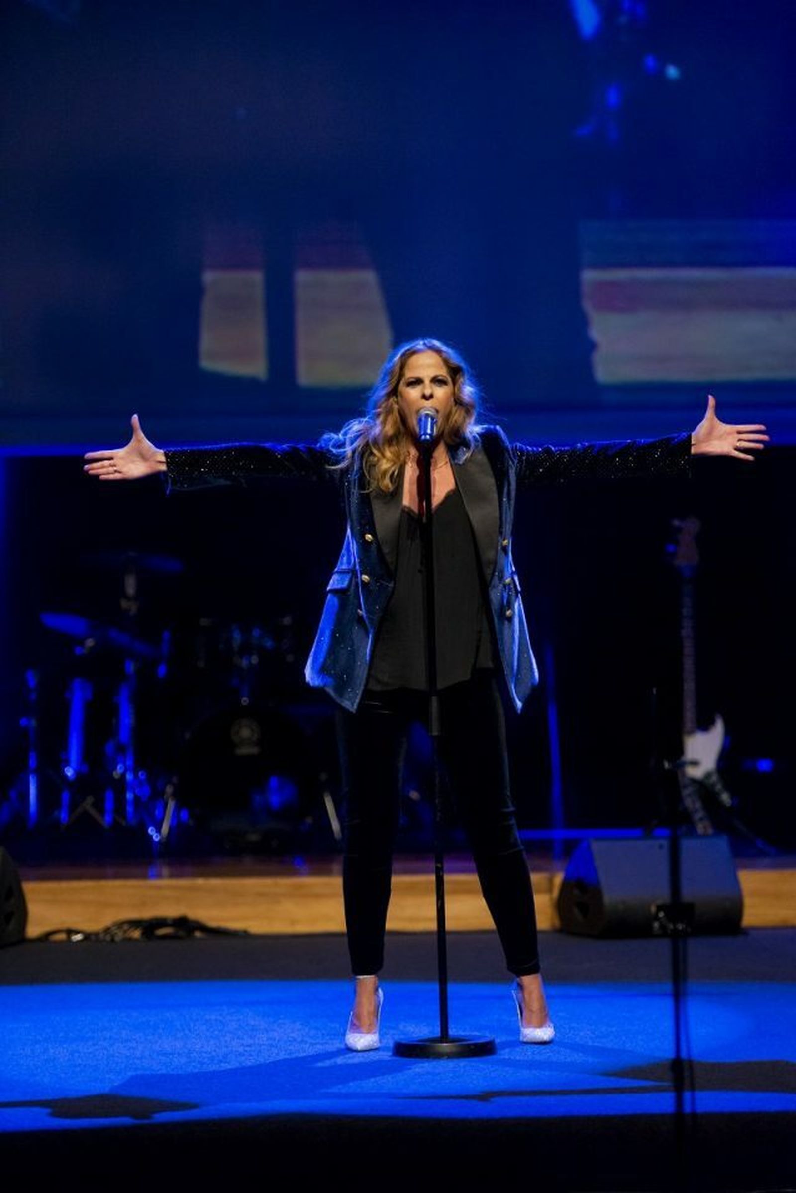 Pastora Soler, en el escenario del concierto 'Únicas'.