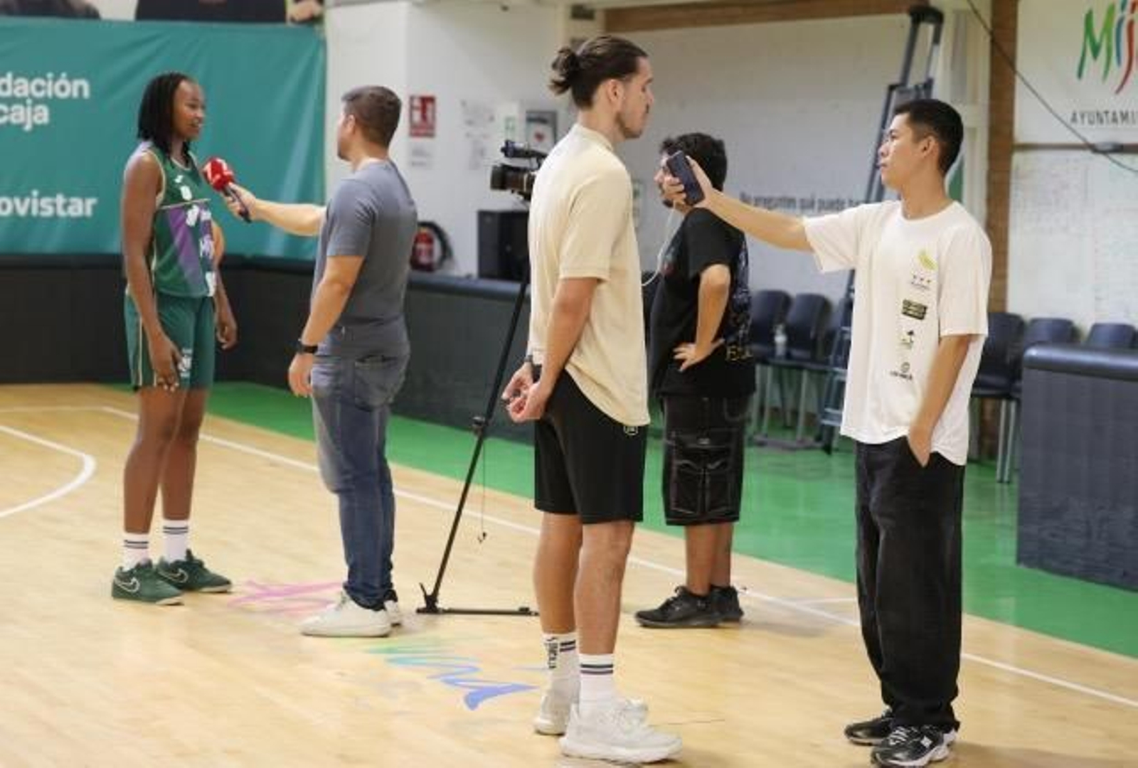 Sonrisas y buena energía en el Media Day del Unicaja Mijas