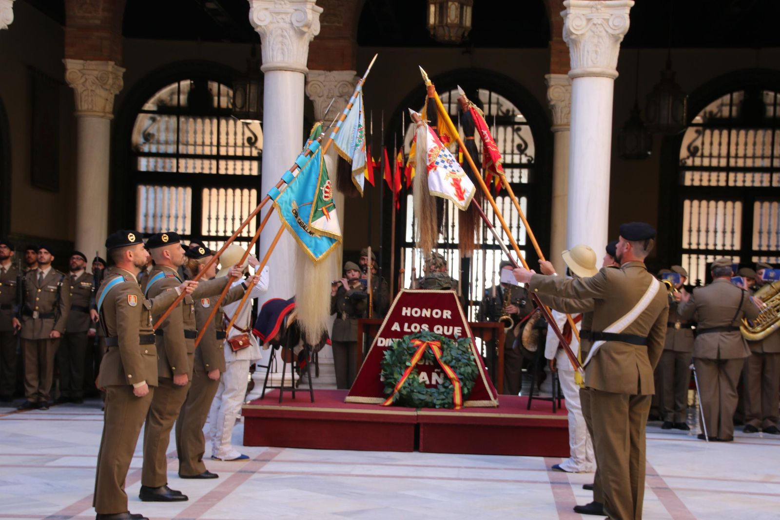 Un momento del acto de Taxdirt, celebrado este viernes en Capitanía.