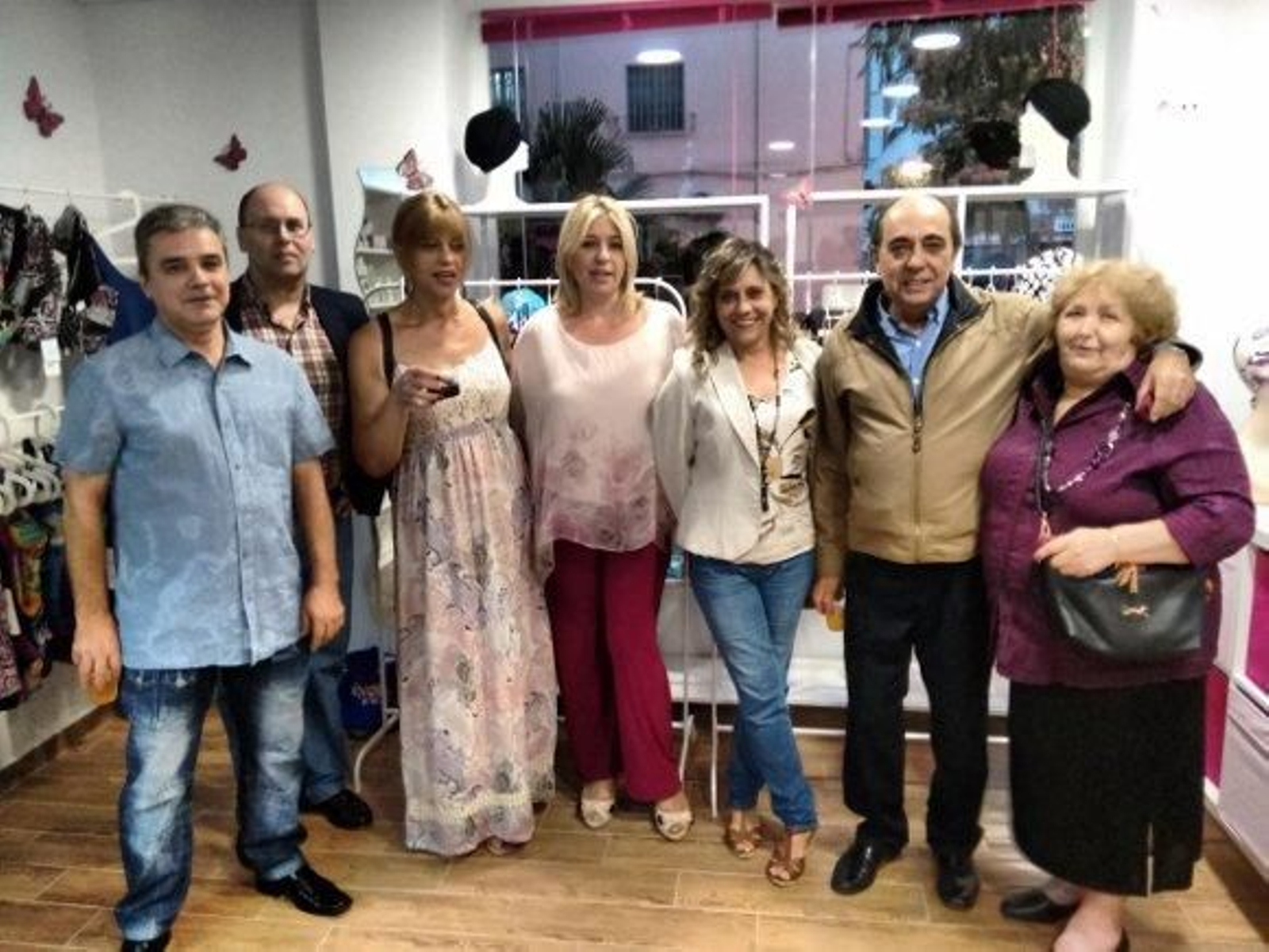 Santiago Tello, Vicente Porras, Patricia Sovereto, Rosa Prieto, Carmen Quintero, Gabriel Santos y Ángeles Bueno.


Foto: Ignacio Casas de Ciria