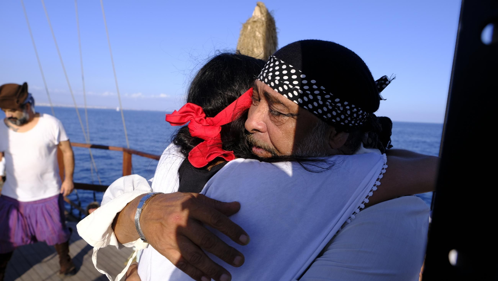 Navega en imágenes en una goleta histórica convertida en barco pirata