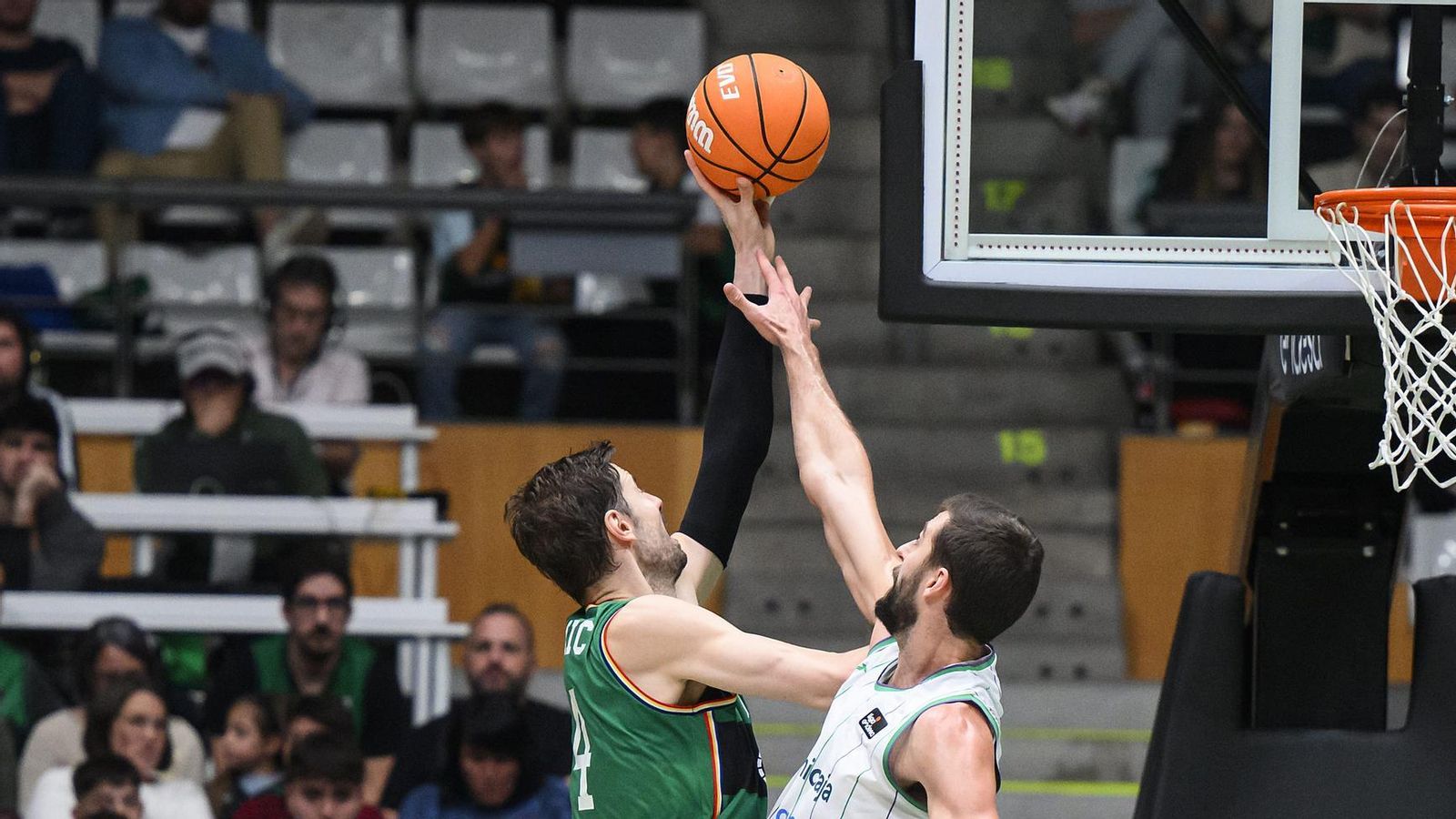 El Joventut-Unicaja, en fotos