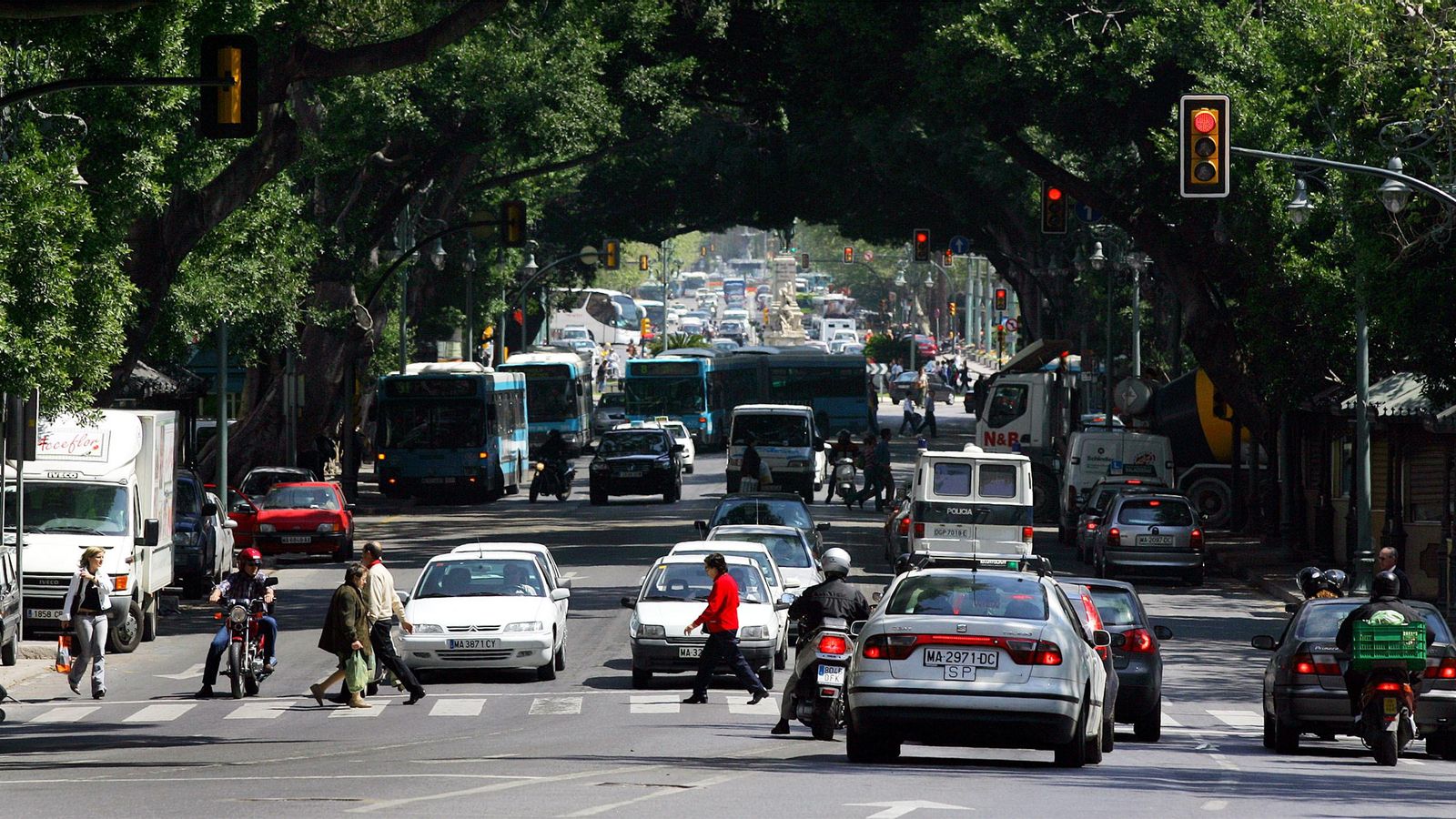 Imagen de la parte central de la Alameda en 2005.