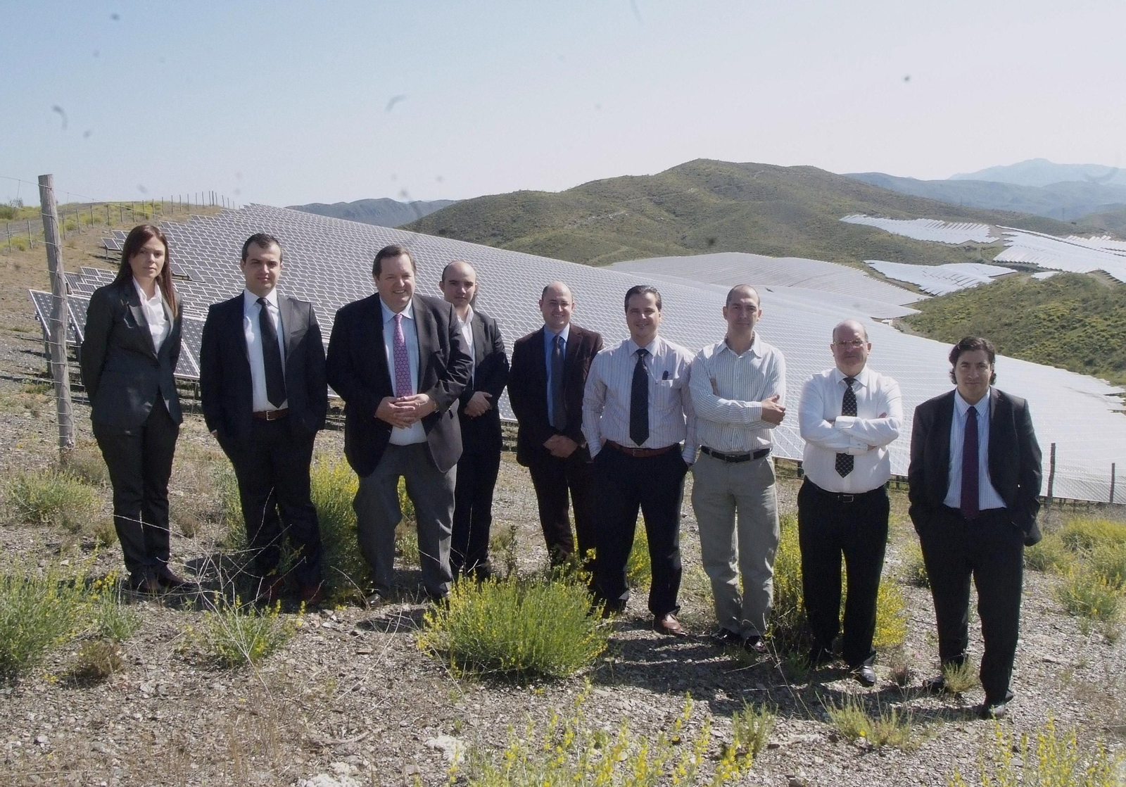 Inauguración de la línea de alta tensión en tierras almerienses en el año 2008. Kurt Exler, consejero, es el tercero por la izquierda. Inauguración de la línea de alta tensión en tierras almerienses en el año 2008. Kurt Exler, consejero, es el tercero por la izquierda.