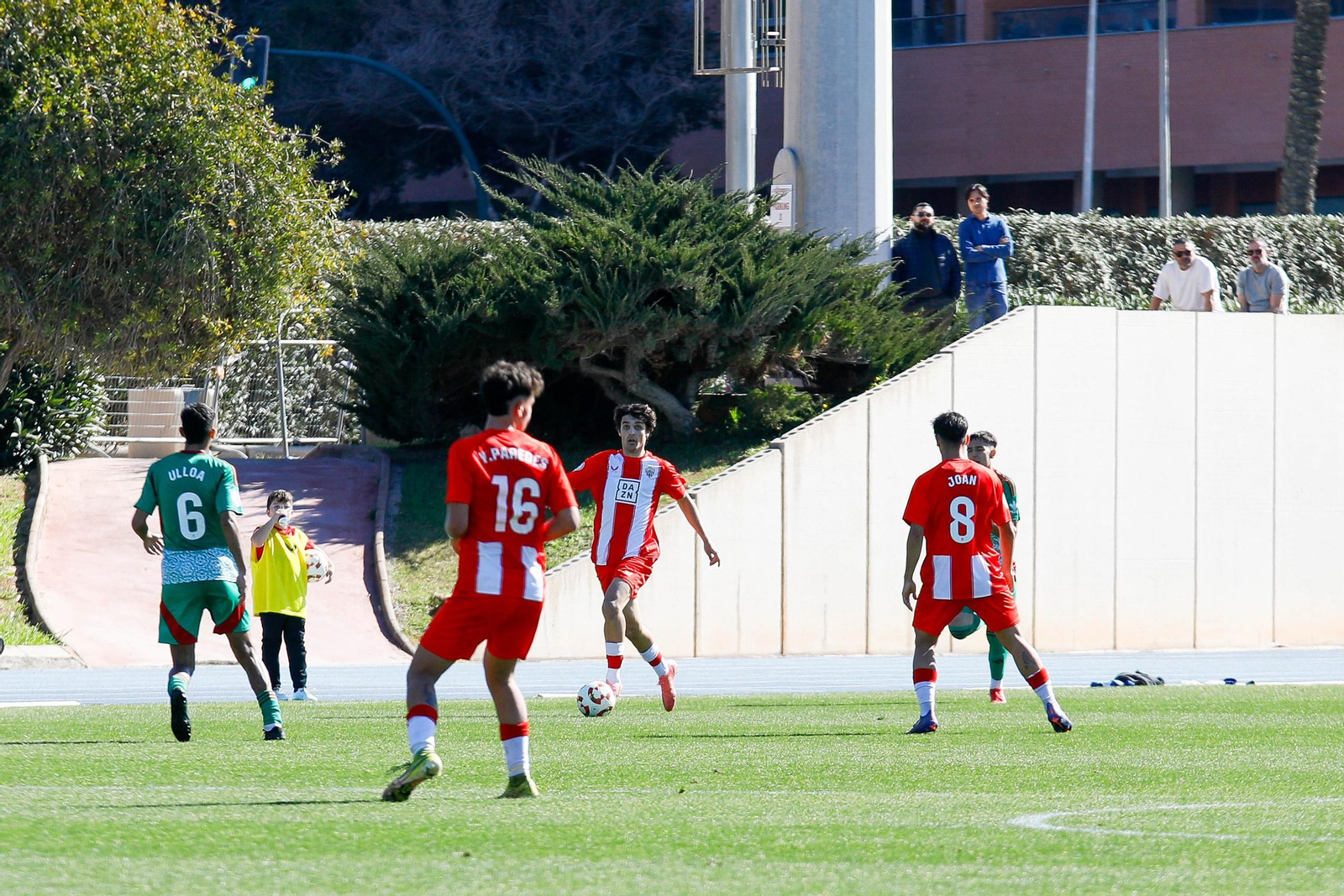 Las imágenes de Segunda RFEF entre Almeria B y recreativo de Granada