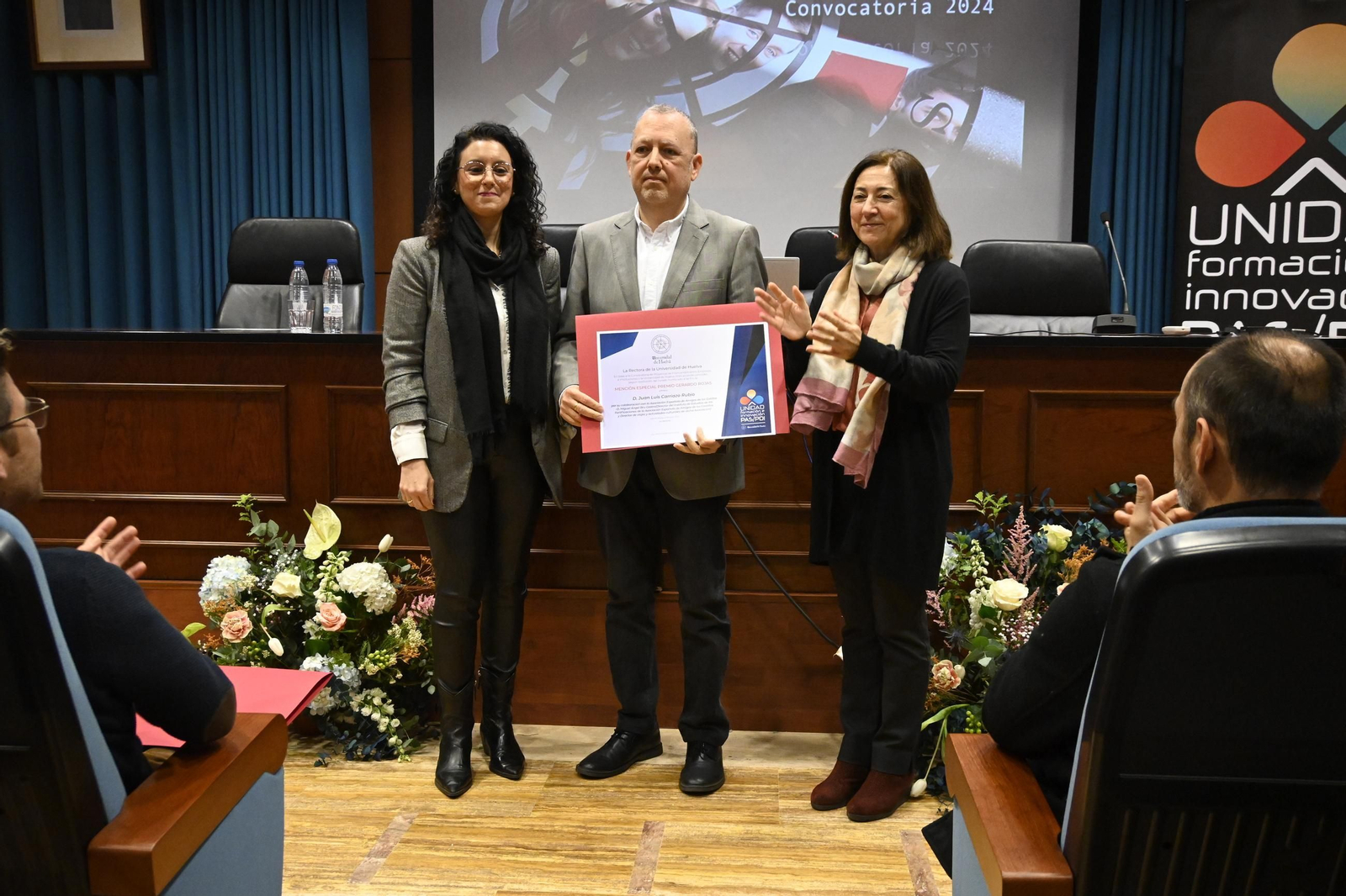 Premios a la Excelencia Docente 2024 y los Premios 'Gerardo Rojas' de Proyectos de Intercambio entre Empresas e Instituciones, en imágenes
