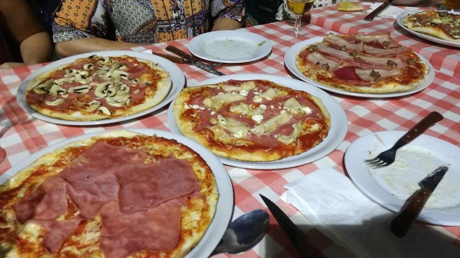 Las pizzas de la Pavarotti, un auténtico manjar de lo más solicitado | Imagen Lau4ra TripAdvisor Las pizzas de la Pavarotti, un auténtico manjar de lo más solicitado | Imagen Lau4ra TripAdvisor