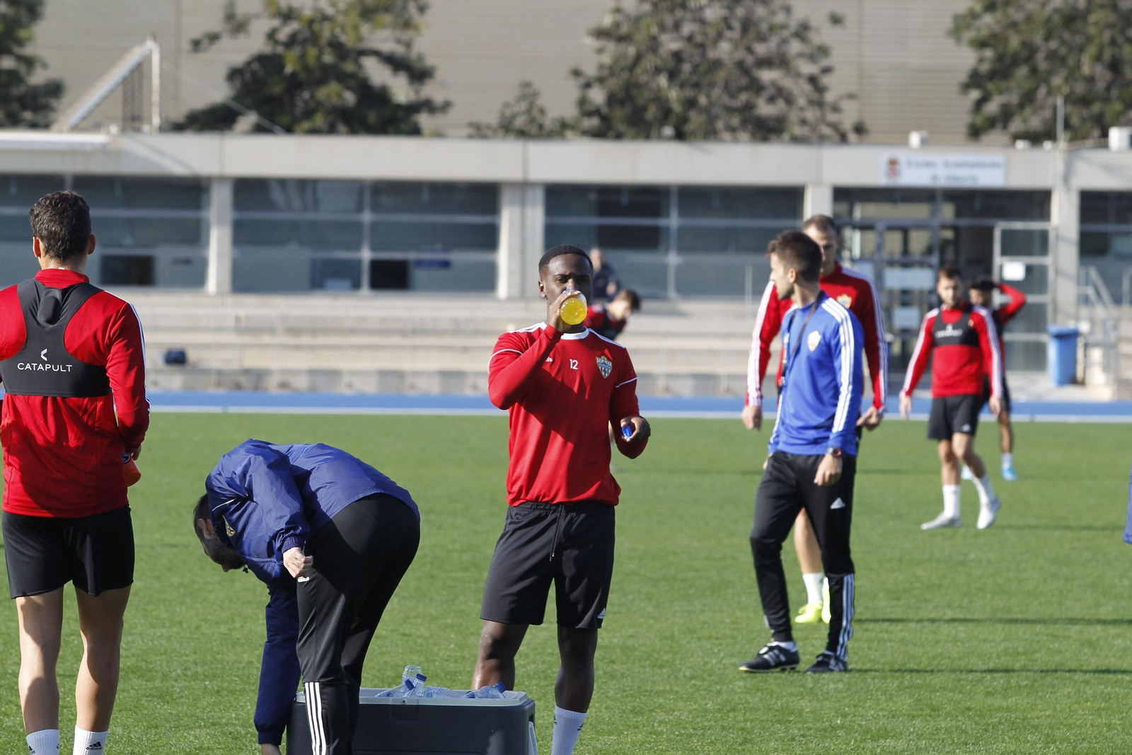 Fotogalería del entrenamiento de la UDA, 6-XII