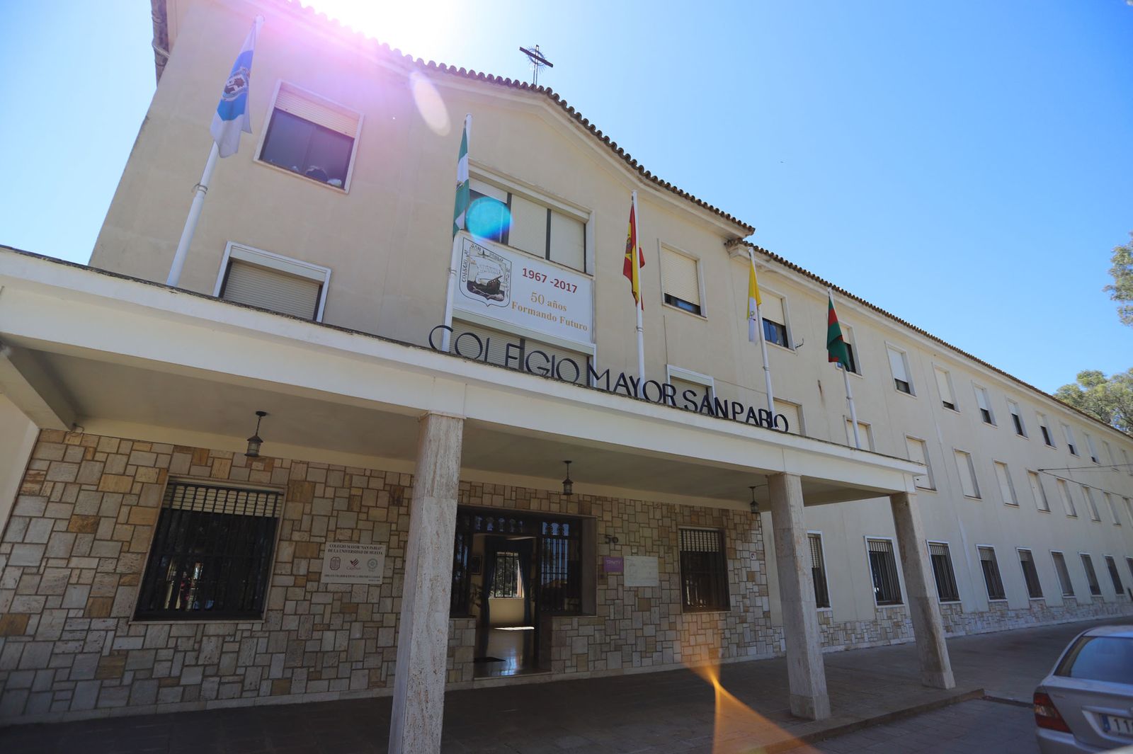 Fachada del Colegio Mayor San Pablo, que se convertirá el próximo año en una residencia de mayores con la reforma que se aprueba ahora.