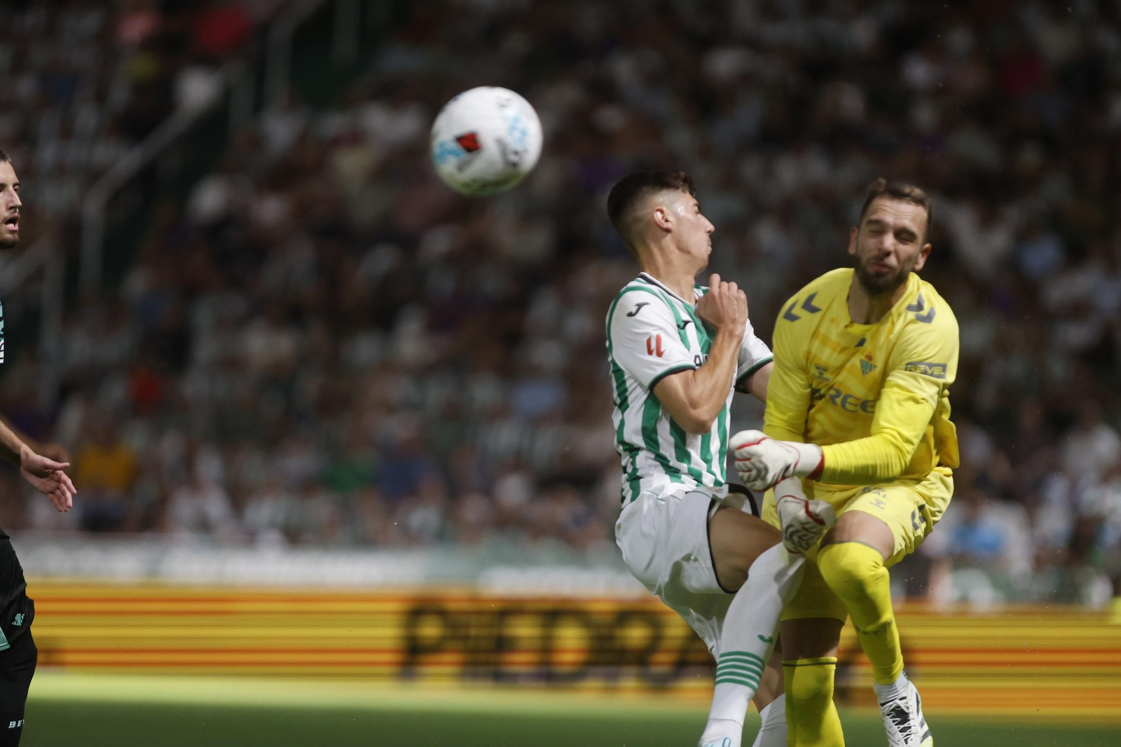 Las mejores fotos del partido en El Arcángel entre el Córdoba CF y el Real Betis