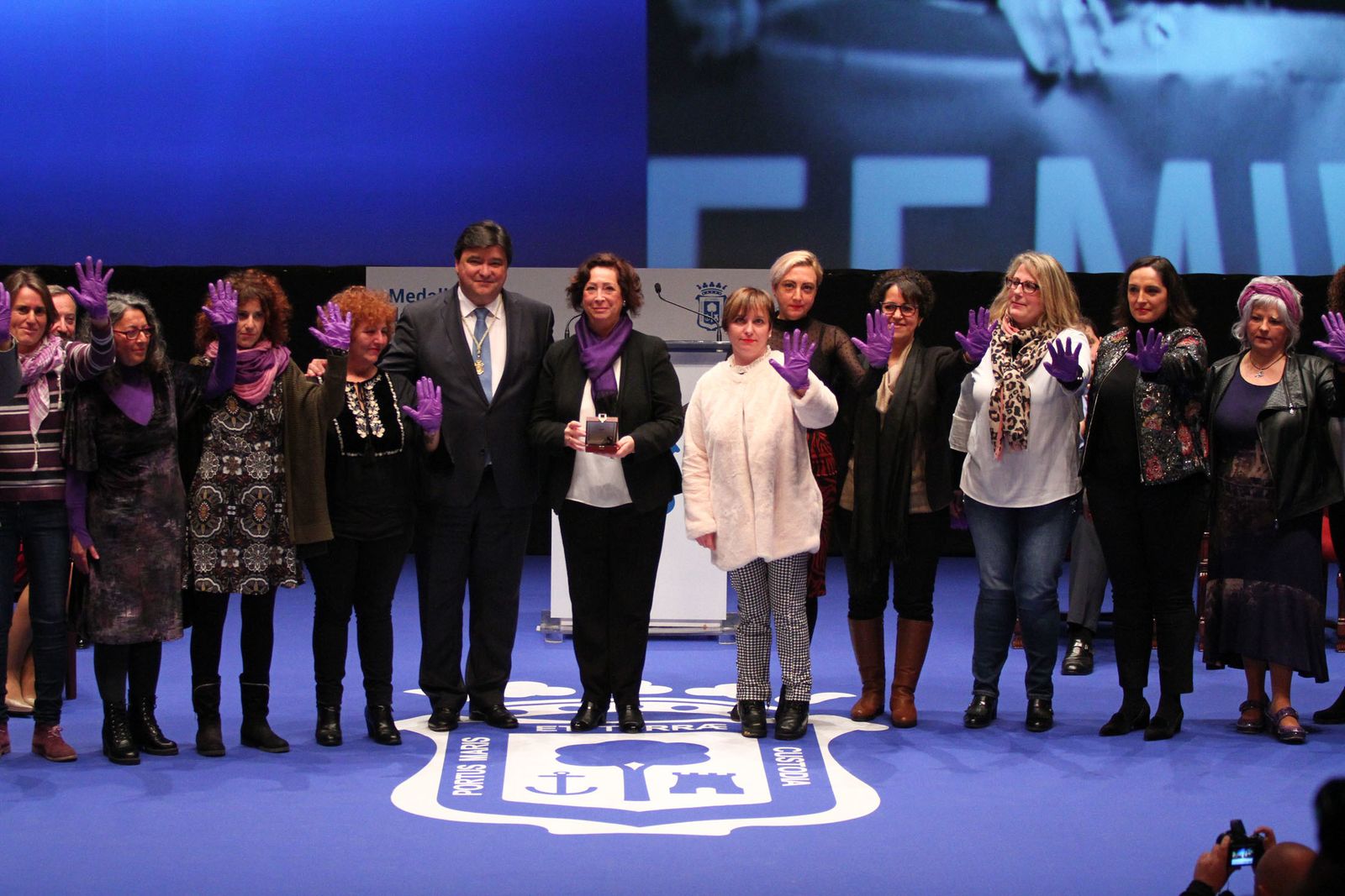 Imágenes de la entrega de las medallas de Huelva