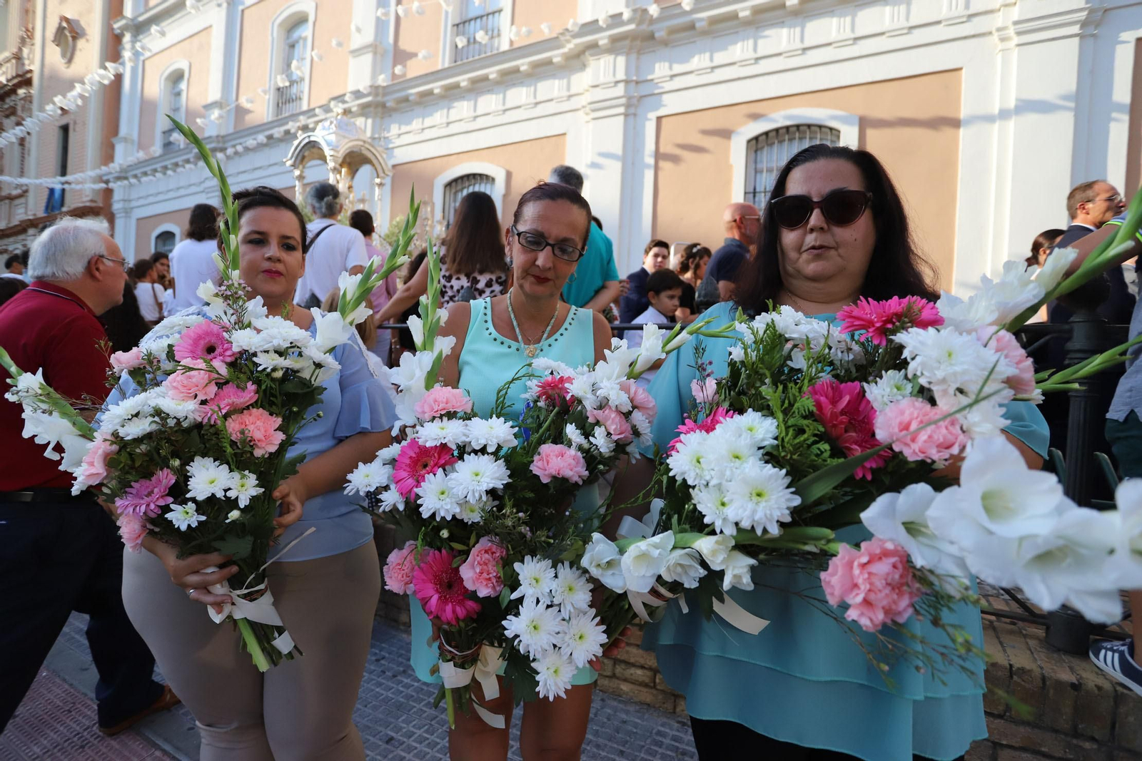 Traslado popular de la Virgen de la Cinta a su Santuario