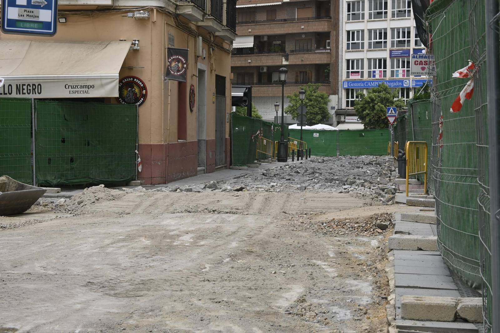 Obras en la calle Méndez Núñez, en imágenes