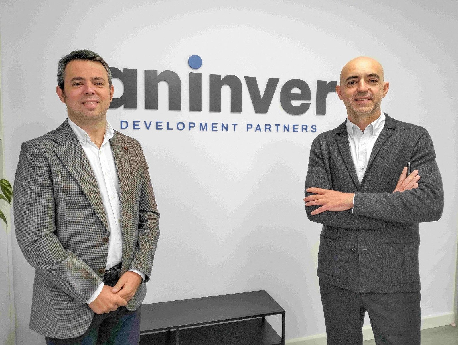 Álvaro y José de la Maza, fundadores de la firma malagueña.