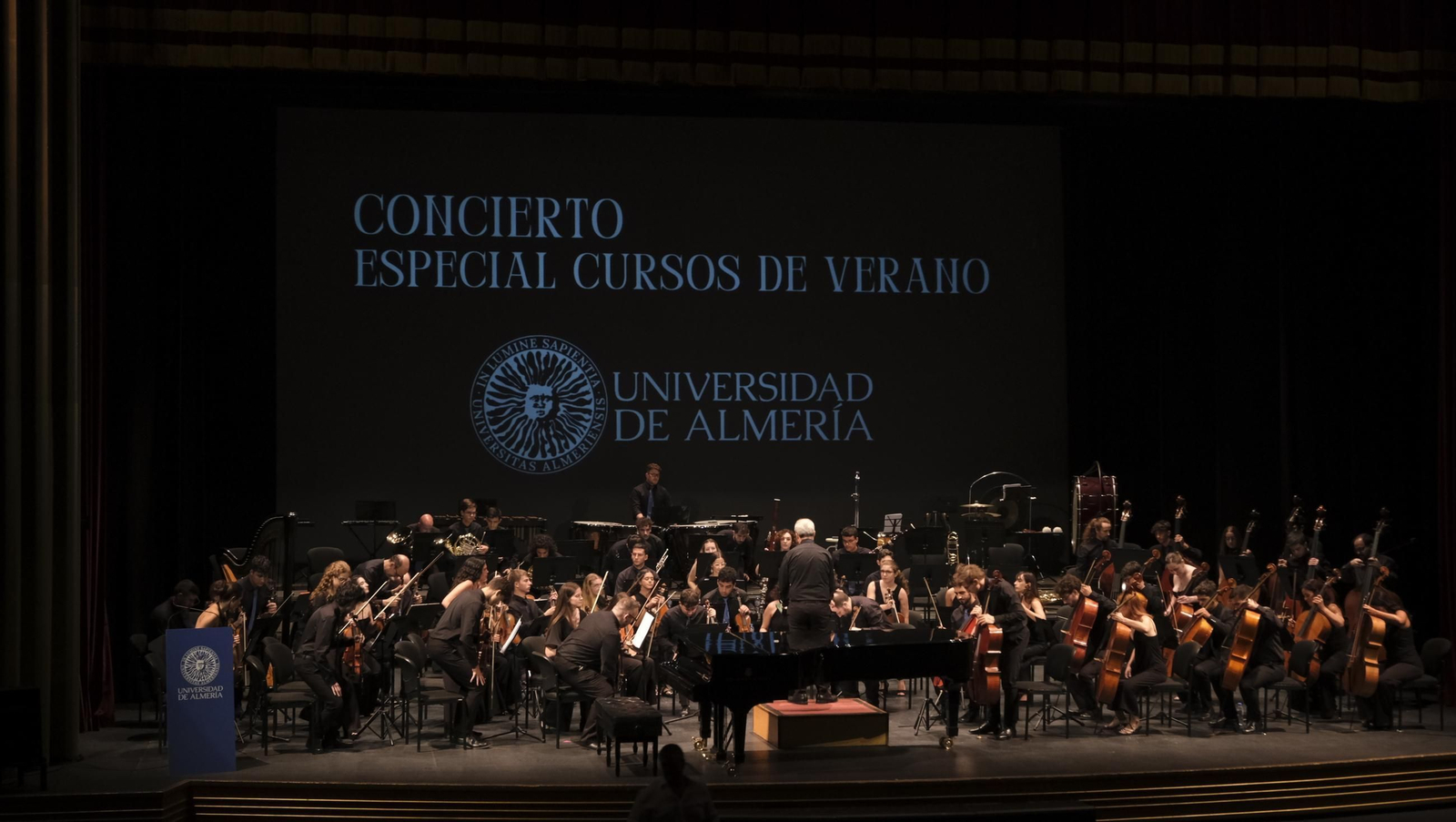 Concierto de la Orquesta de la Ual en los cursos de verano, en imágenes