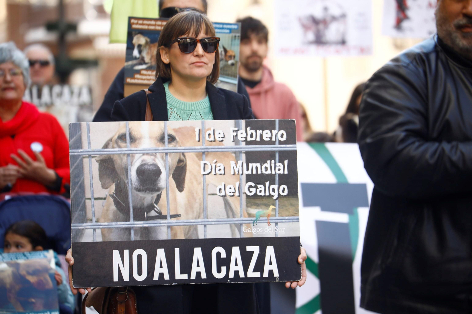 La protesta contra la caza en Córdoba, en imágenes