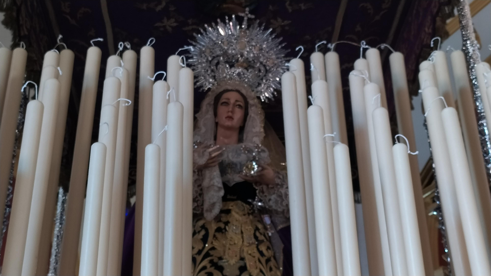 Las vísperas de la Magna Mariana de San Fernando en la iglesia de la Pastora