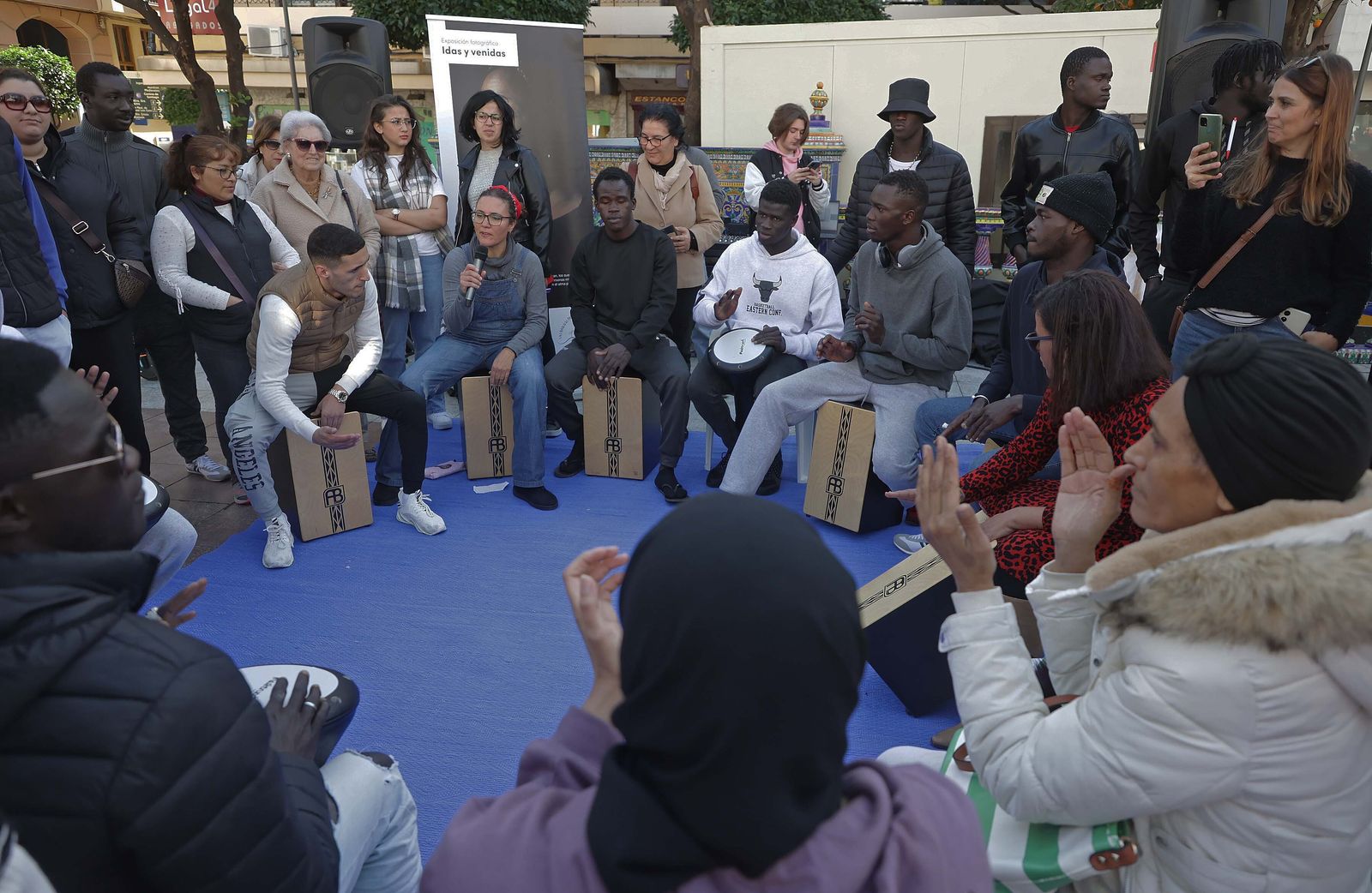 Márgenes y Vínculos celebra el Día Internacional del Migrante en la Plaza Alta