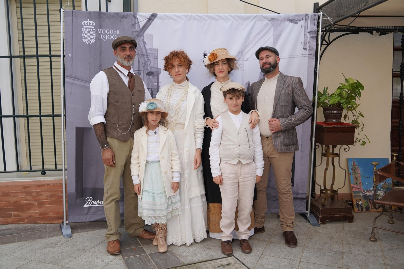 Imágenes de las mejores caracterizaciones de la Feria de Época Moguer 1900