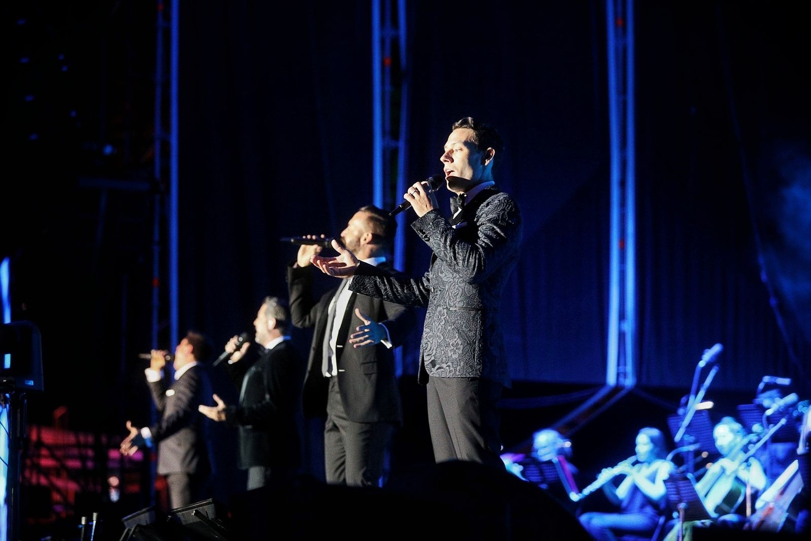 Búscate entre las mejores imágenes del concierto de Il Divo en el Concert Music Festival de Chiclana