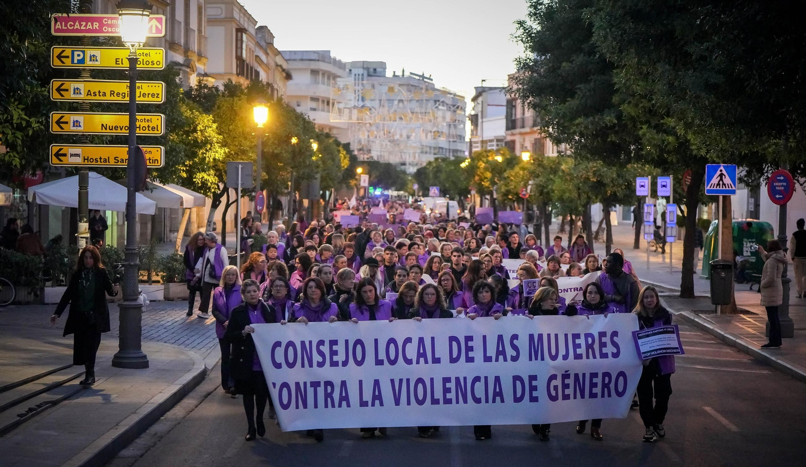 Manifestación por el 25-N en Jerez