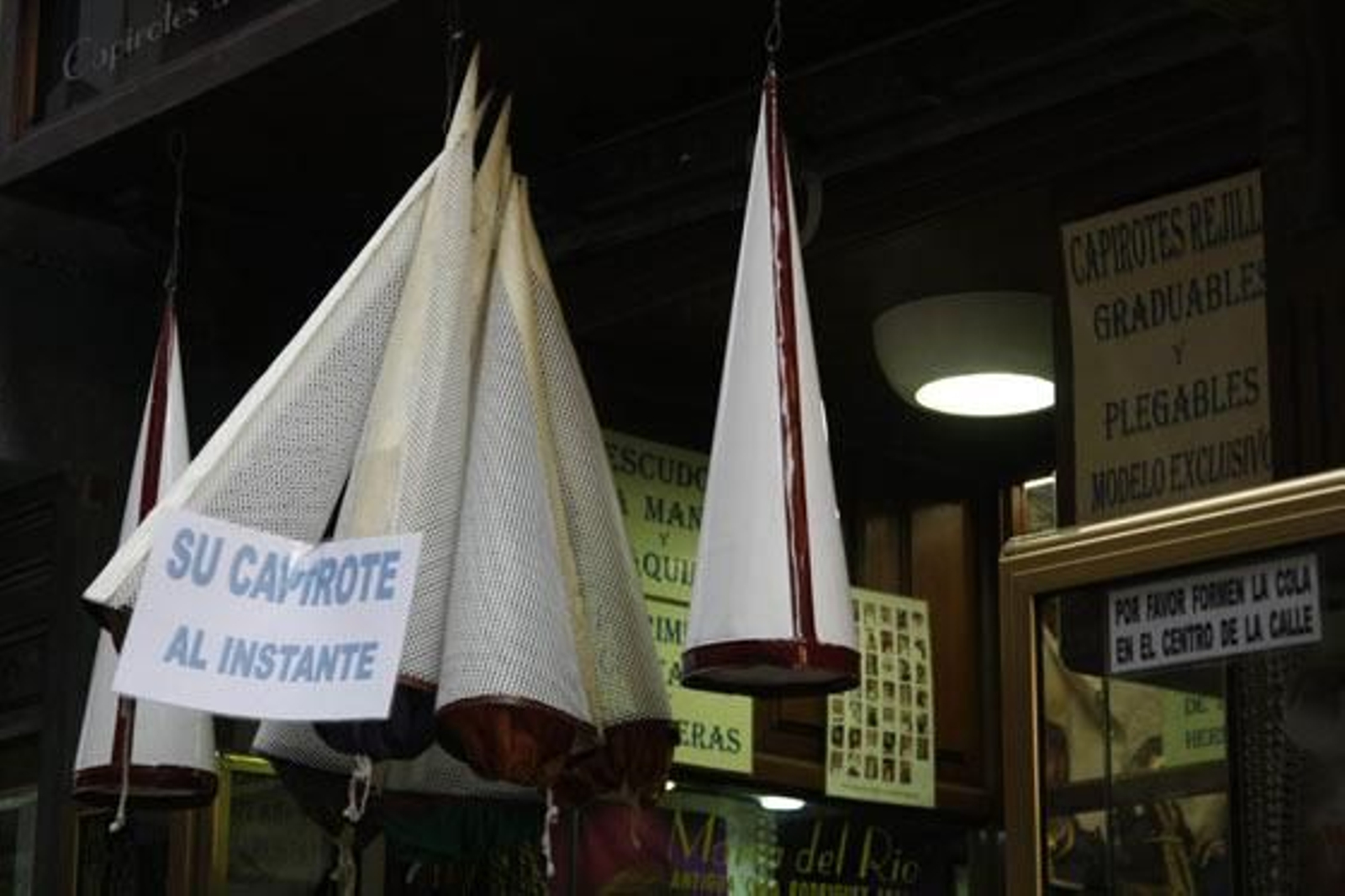 Ya falta poco para la Semana Santa sevillana. 

Foto: Fco. Lorca