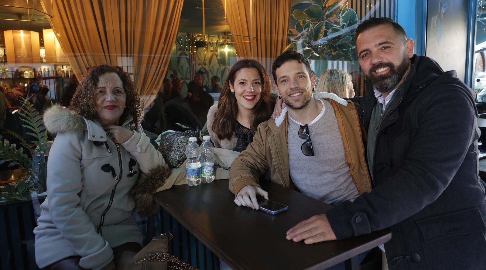 Búscate en las fotos de la celebración del 24 de diciembre en La Línea