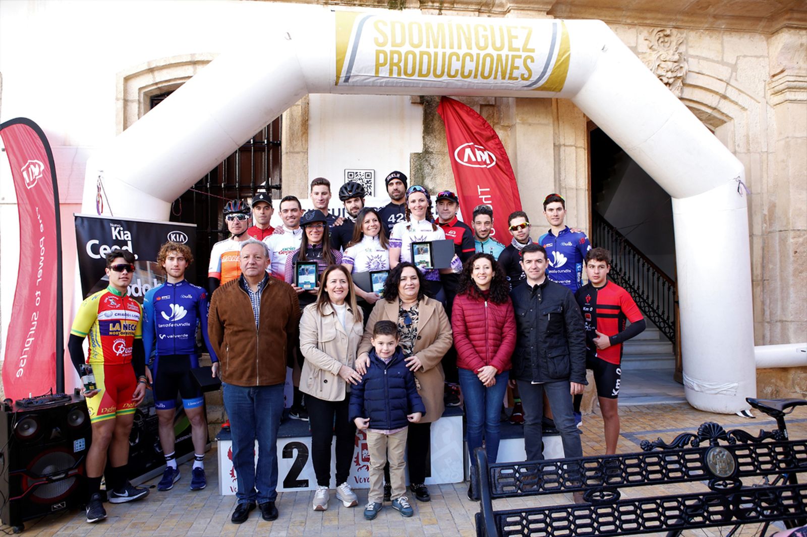 Foto de los premiados.