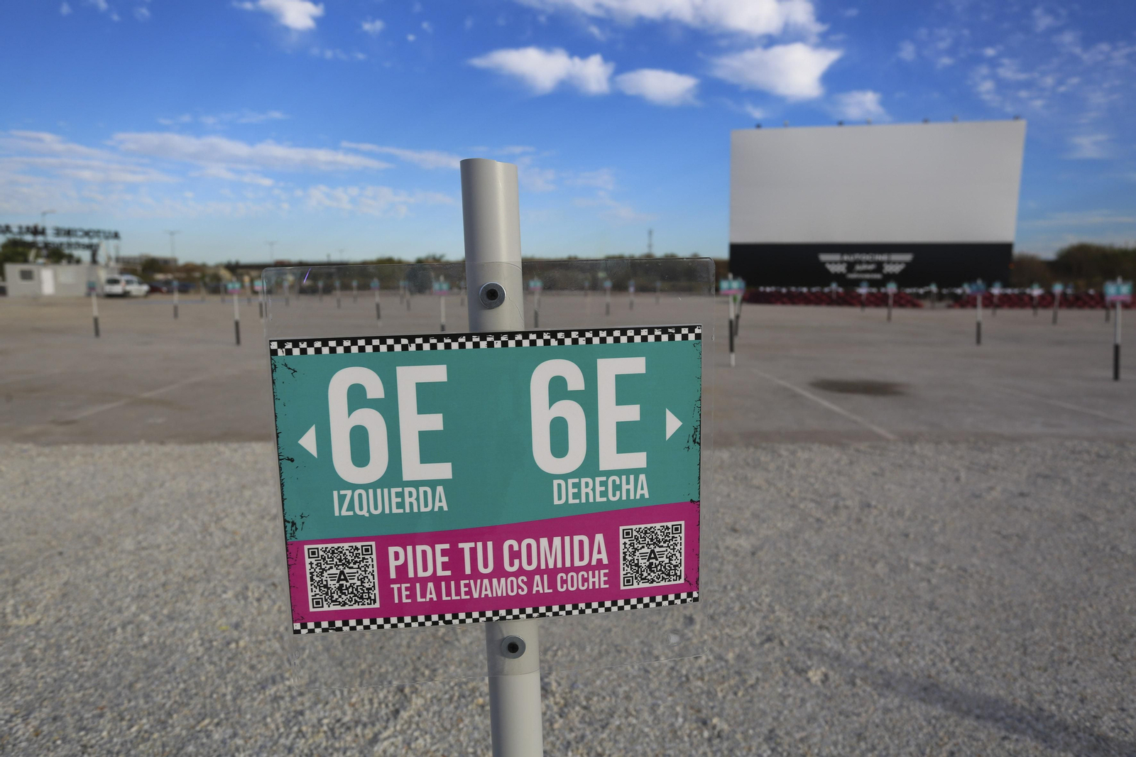 El Autocine Málaga Metrovacesa, en fotos