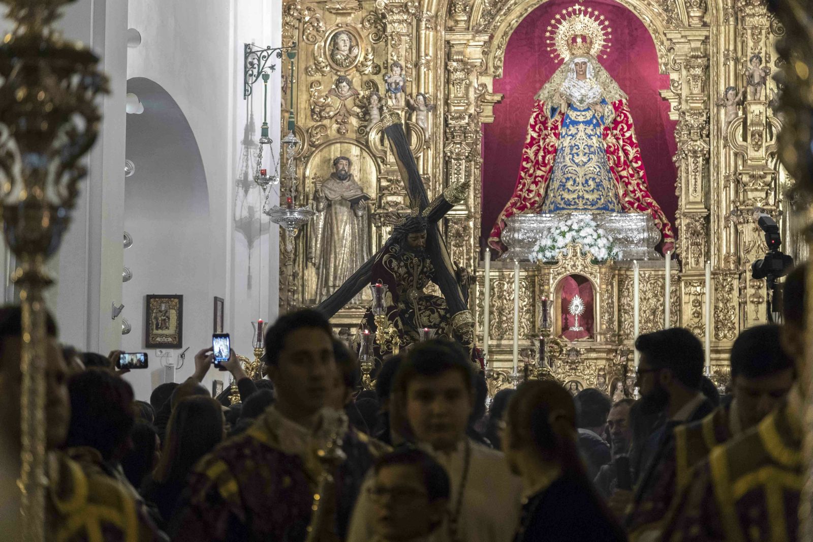 Traslado del Cristo de las Tres Caídas a Santa Ana