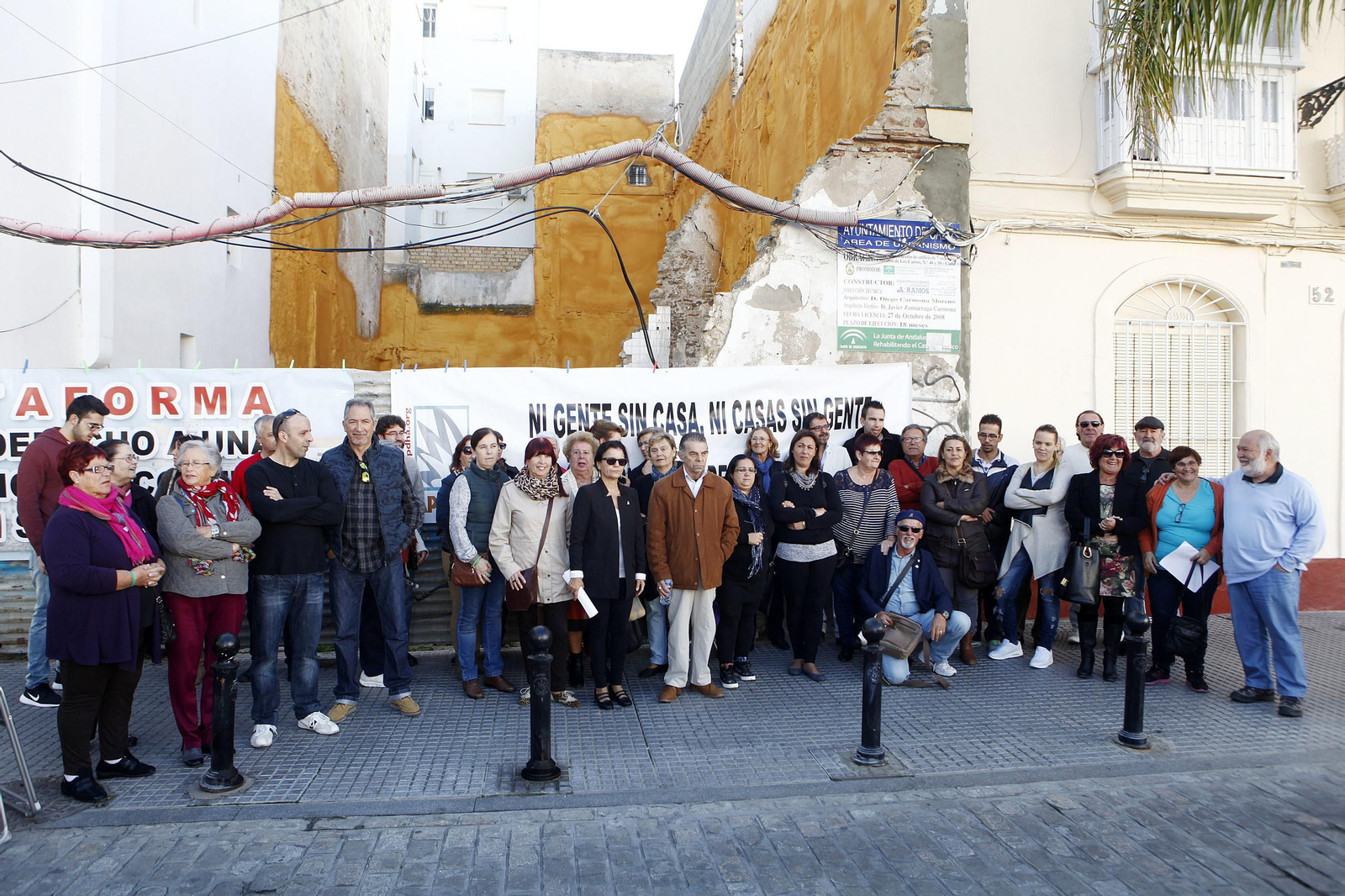 Una protesta de la Apdha durante la campaña 'Ni gente sin casa, ni casas sin gente'.