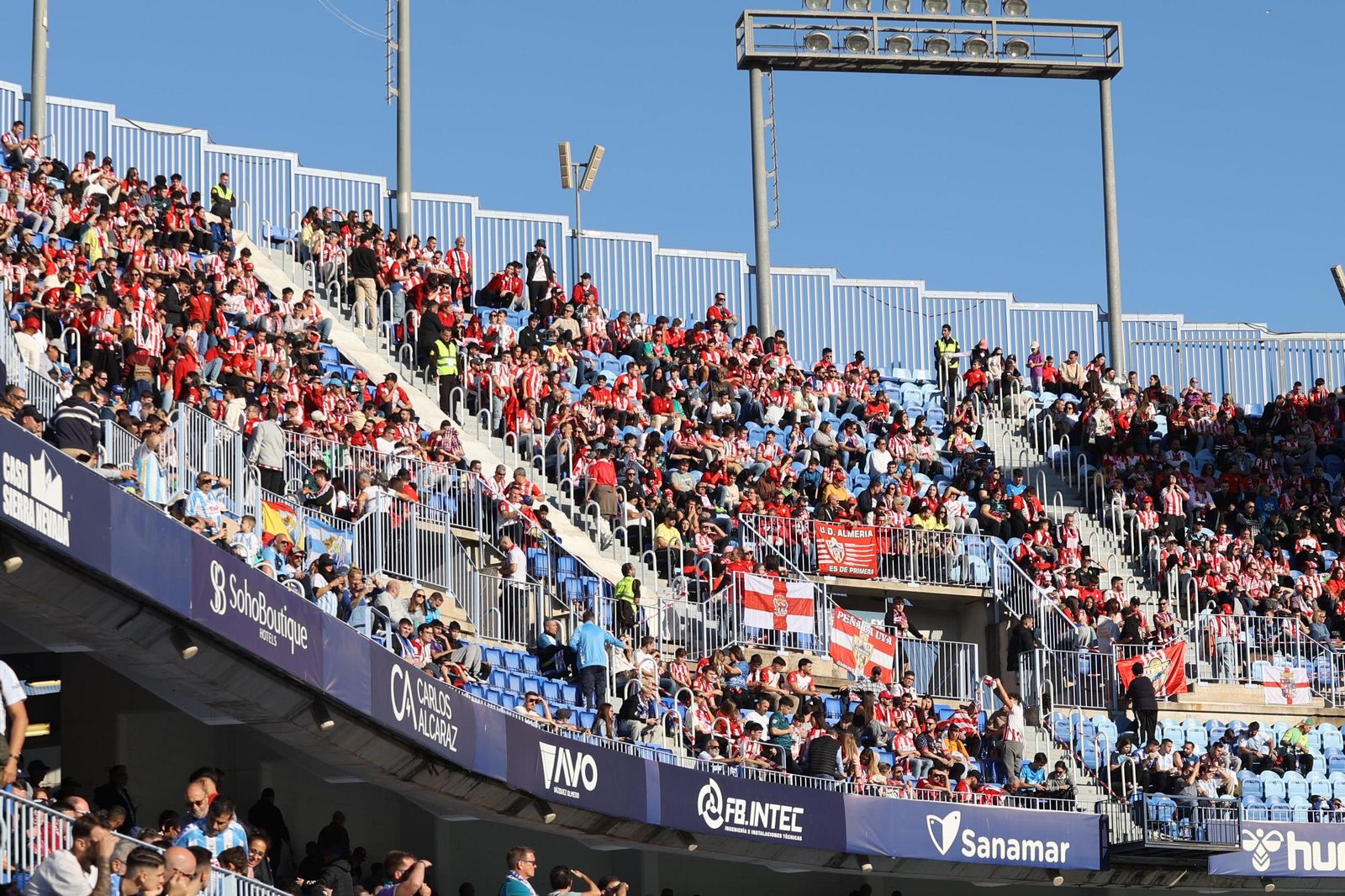 Búscate en el Málaga CF-Almería en las gradas de La Rosaleda