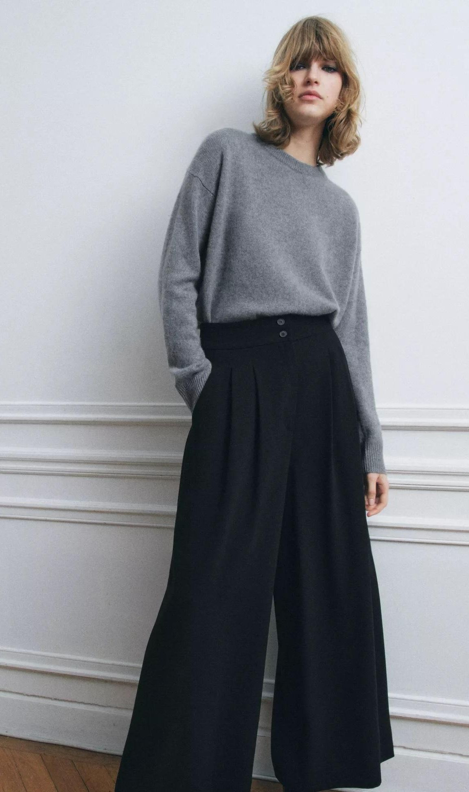 Pantalones anchos de Zara.